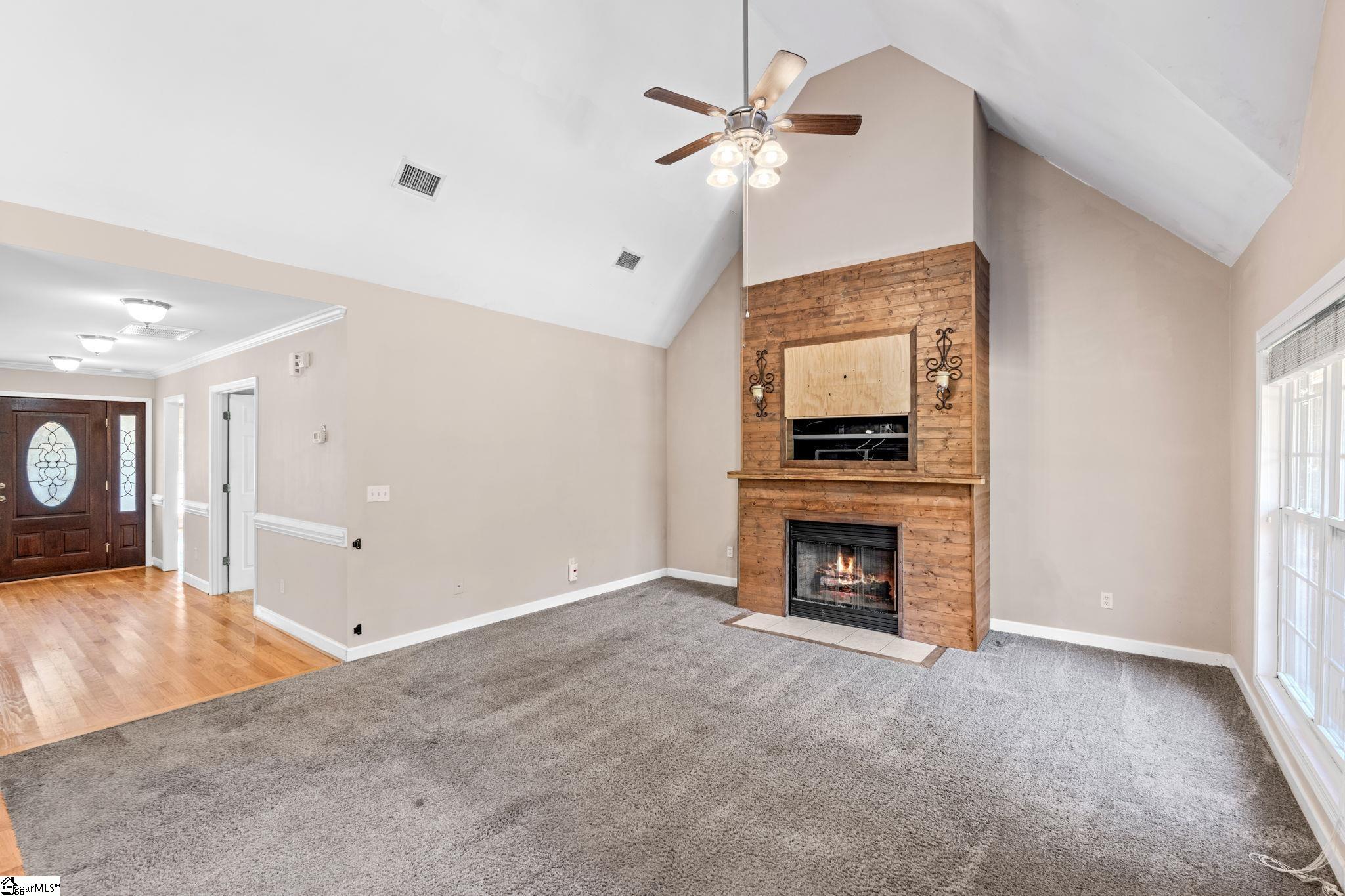 216 Barrett Drive Mauldin, SC 29662