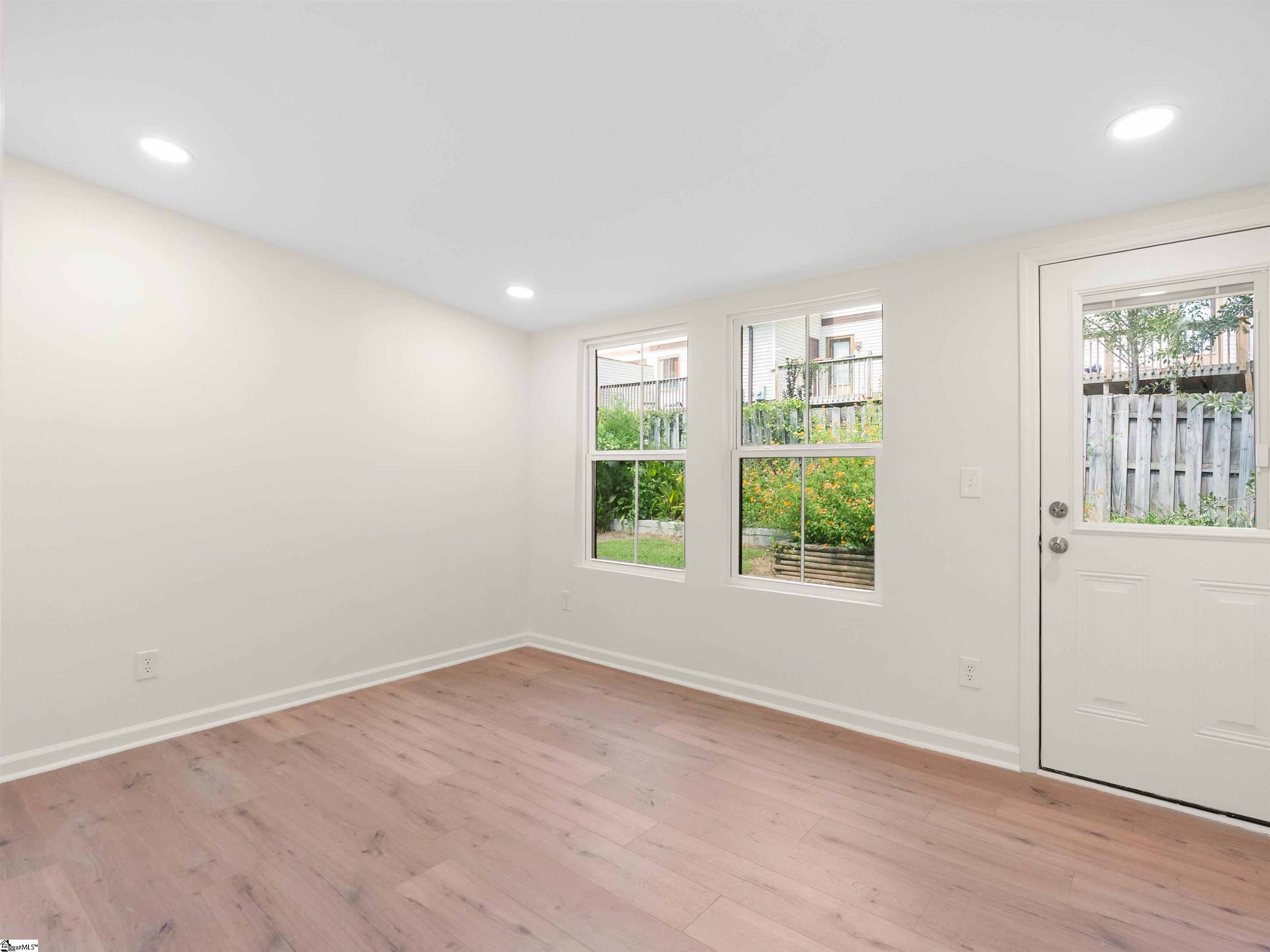 100 Buttercup Way UNIT Unit 34 Taylors, SC 29687