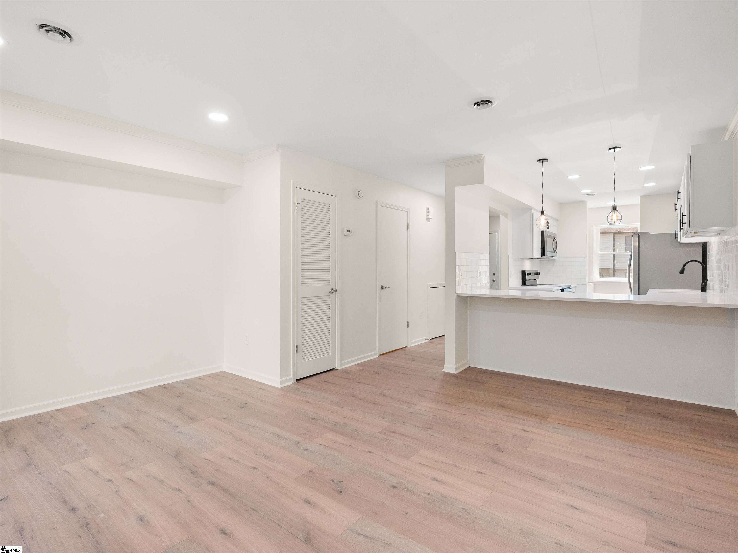 100 Buttercup Way UNIT Unit 34 Taylors, SC 29687