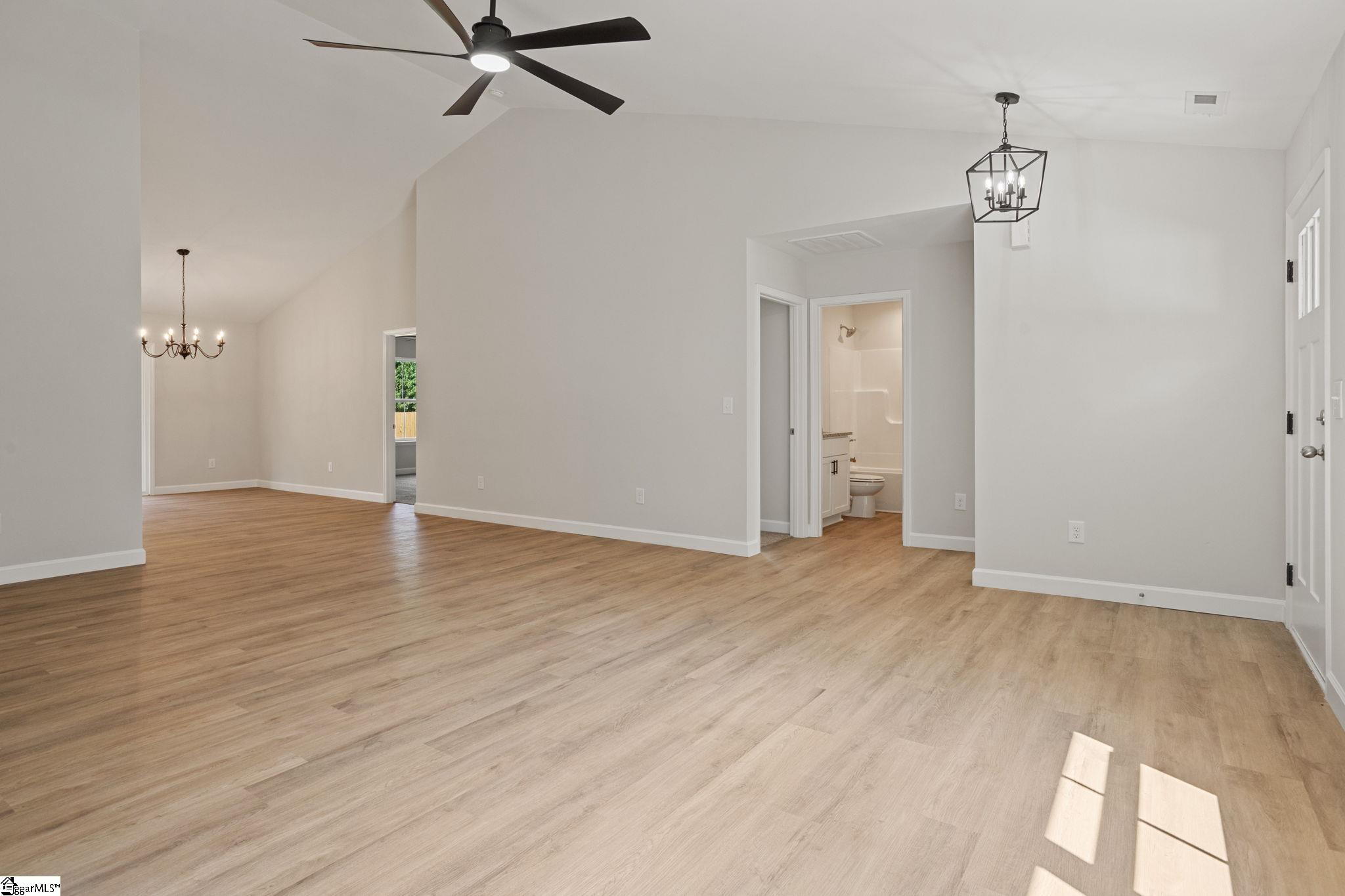4043 Ridge Road Greer, SC 29651
