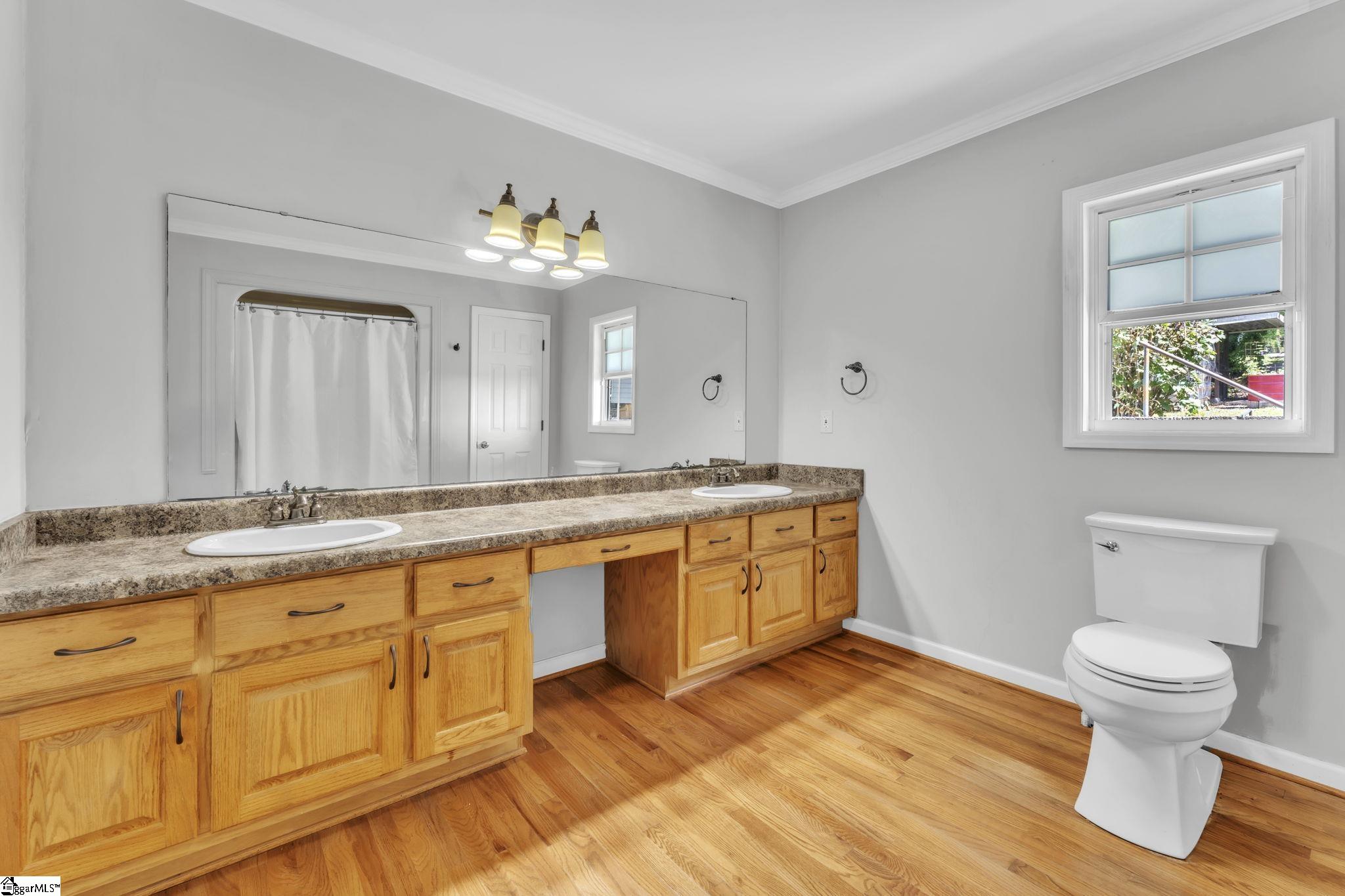 8 Spring Street Piedmont, SC 29673