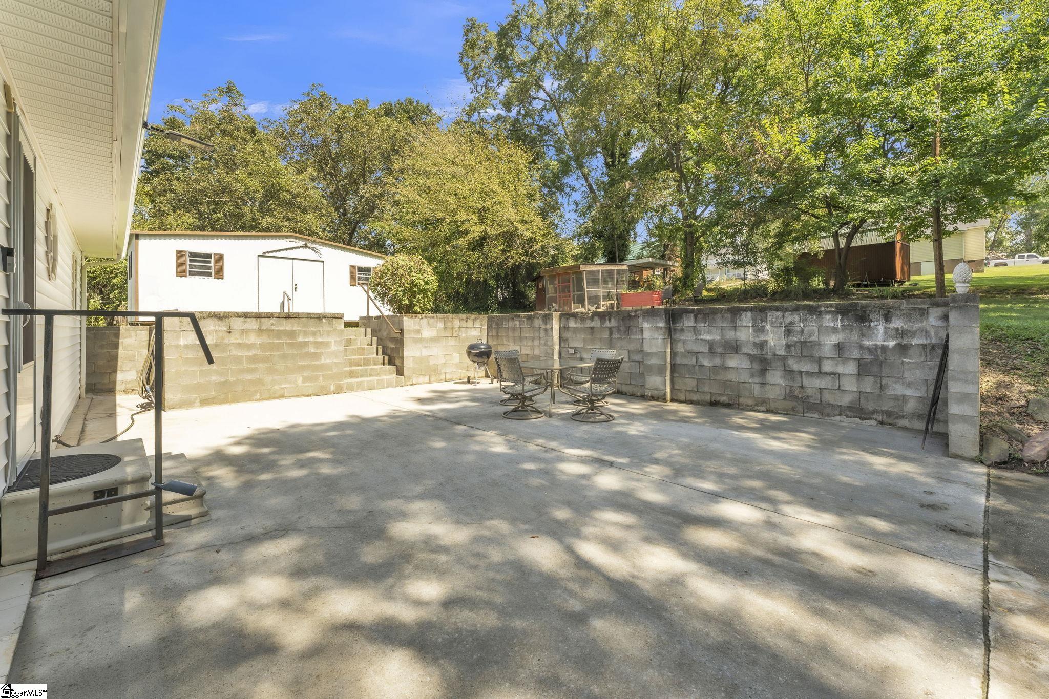 8 Spring Street Piedmont, SC 29673