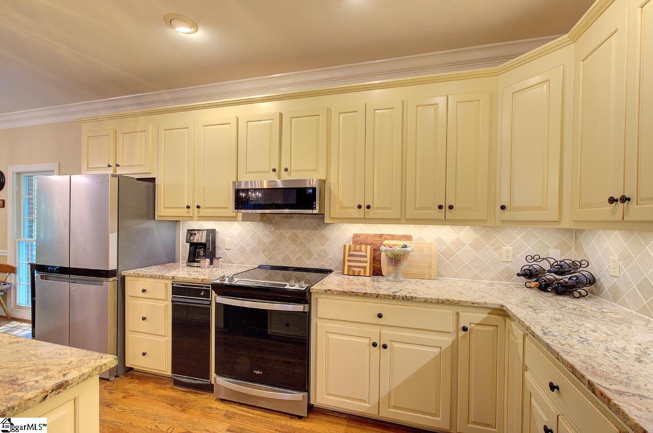 14 Flicker Drive Greenville, SC 29609