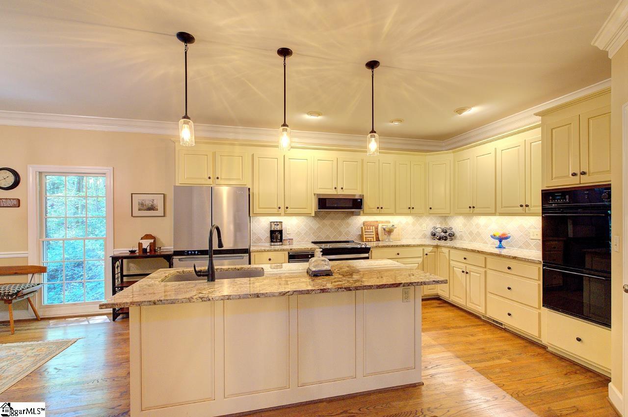 14 Flicker Drive Greenville, SC 29609