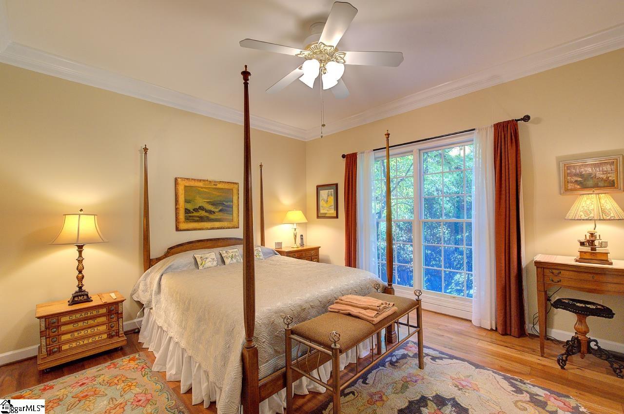 14 Flicker Drive Greenville, SC 29609