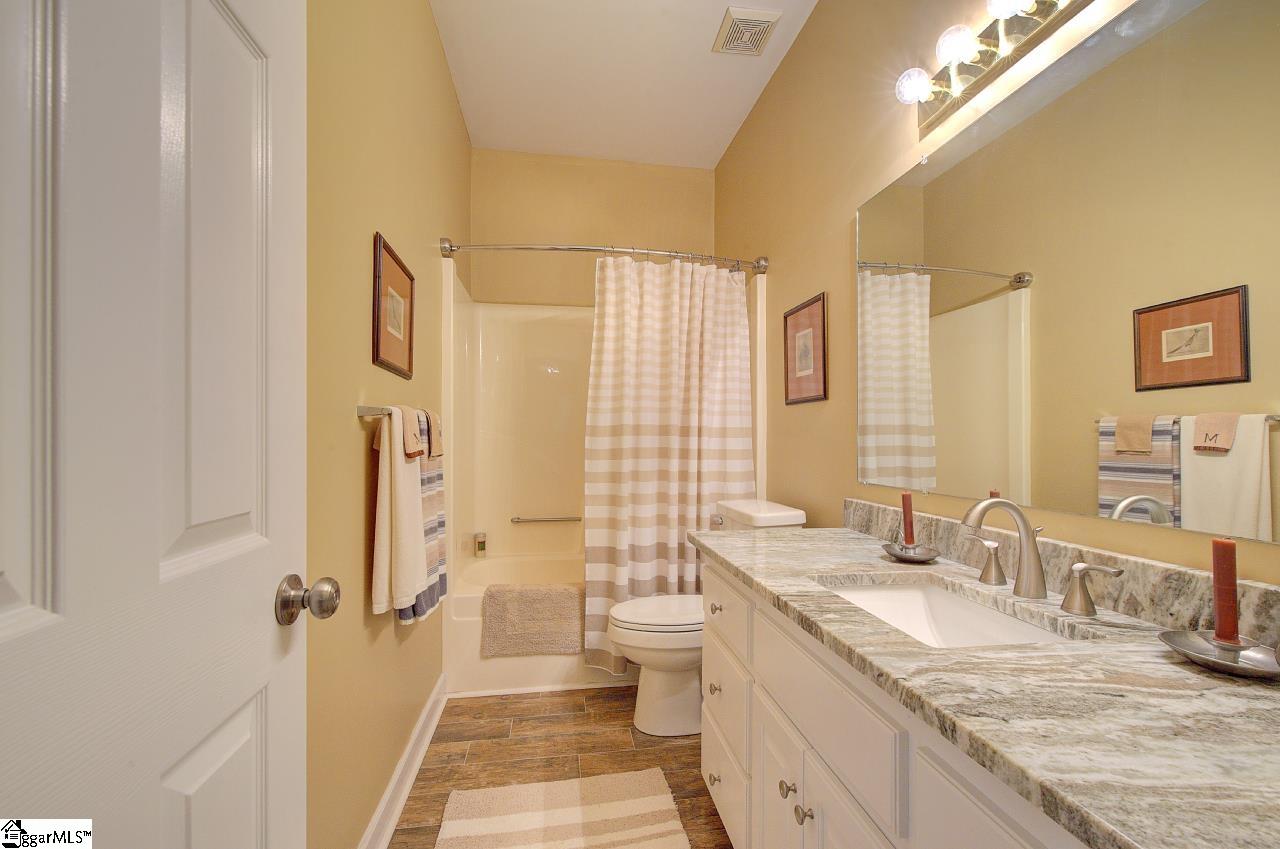 14 Flicker Drive Greenville, SC 29609