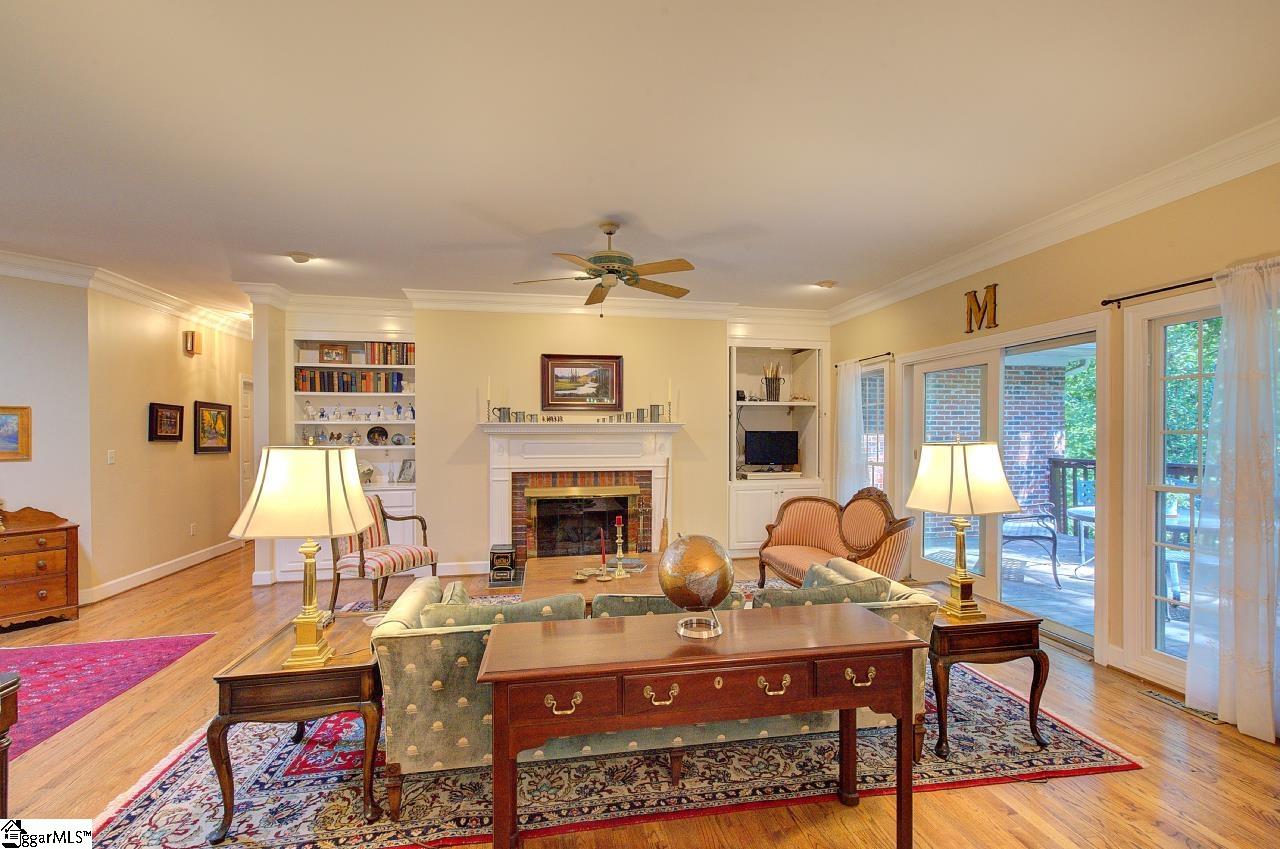 14 Flicker Drive Greenville, SC 29609