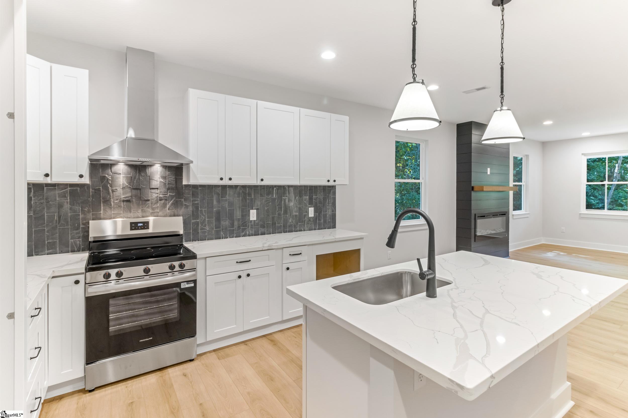 772 White Horse Road Extension Travelers Rest, SC 29690