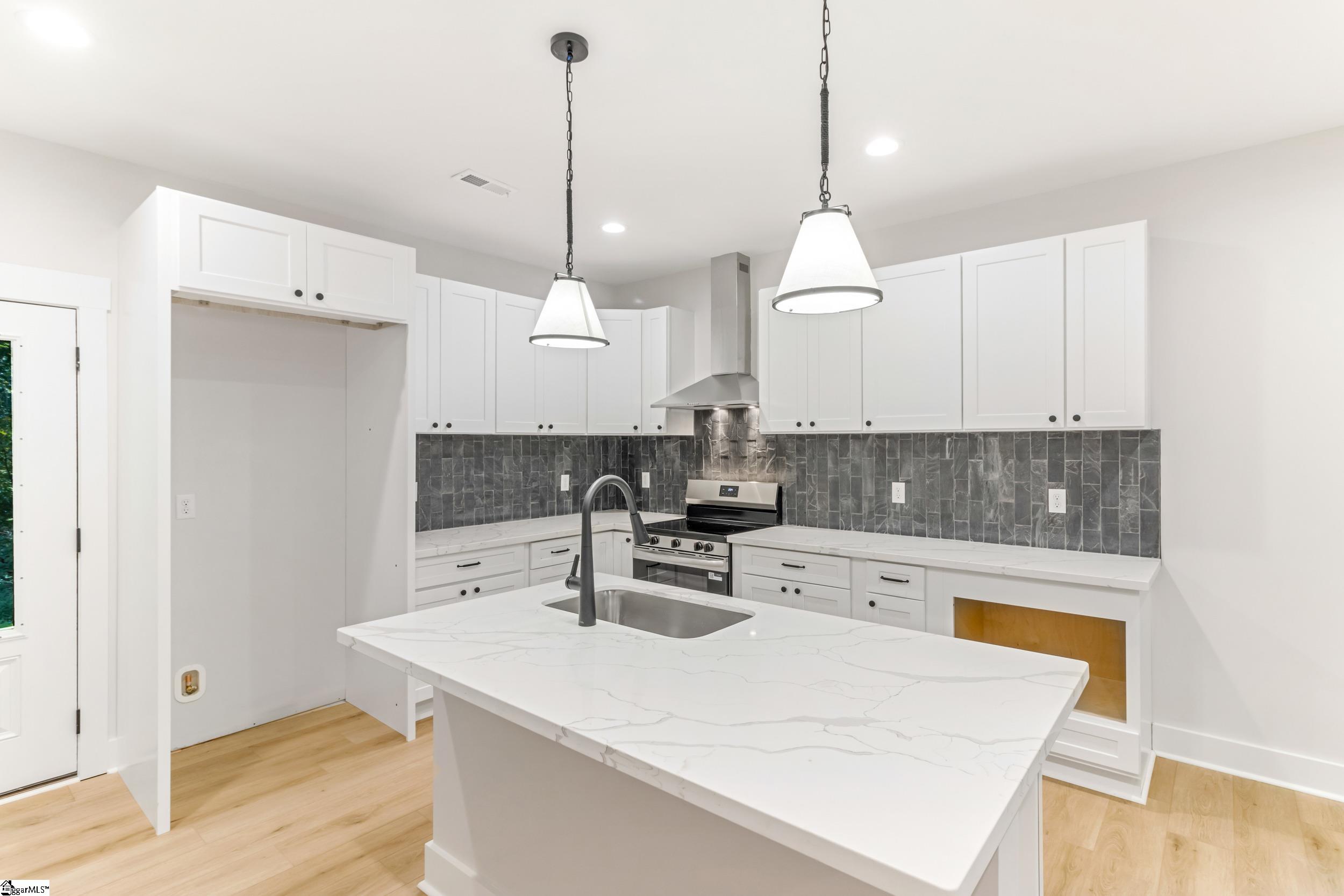 772 White Horse Road Extension Travelers Rest, SC 29690
