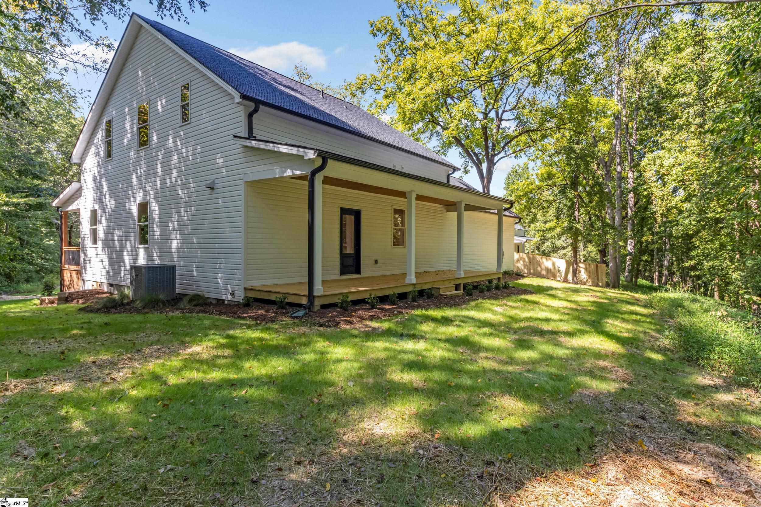 772 White Horse Road Extension Travelers Rest, SC 29690