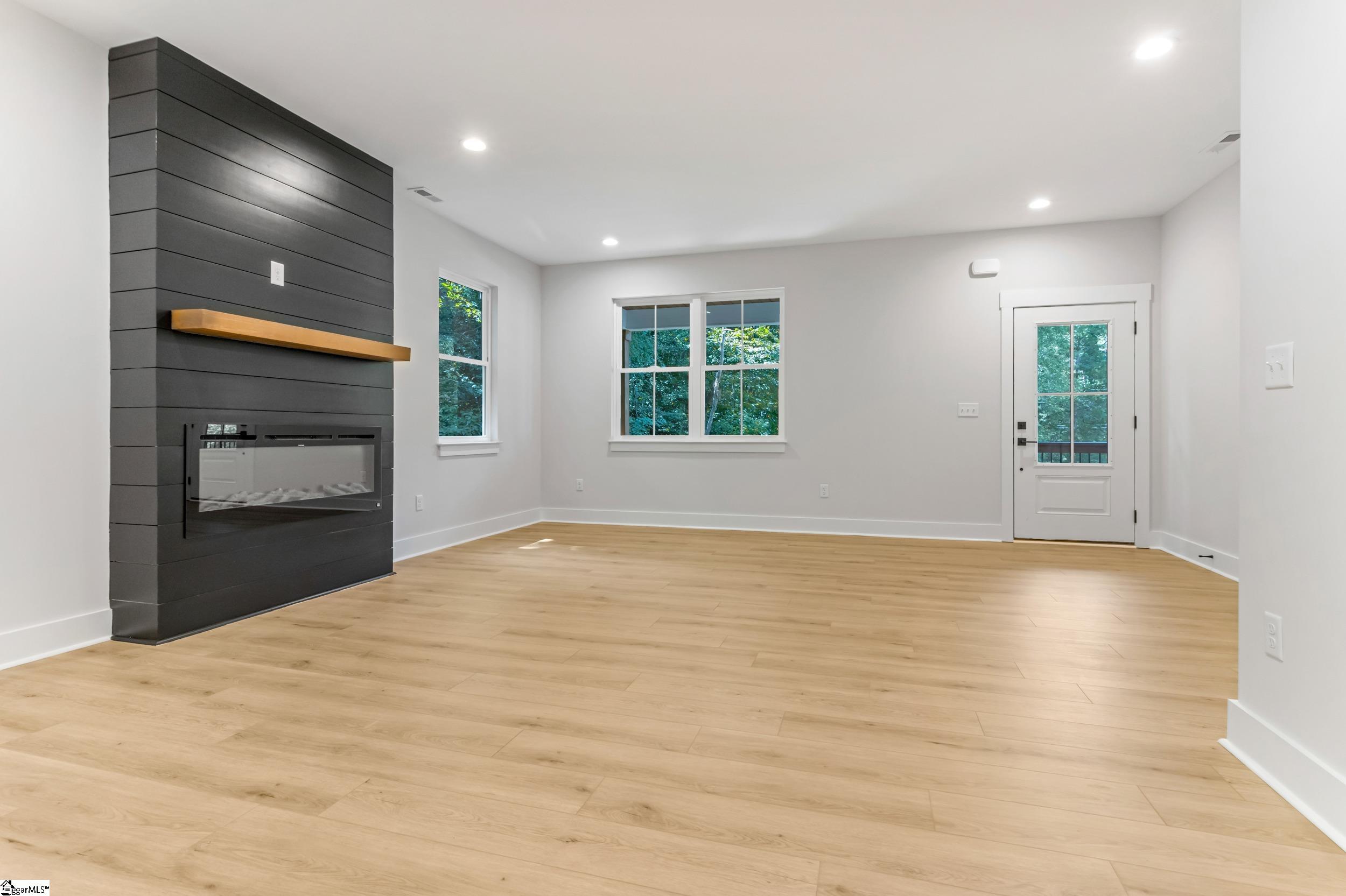 772 White Horse Road Extension Travelers Rest, SC 29690