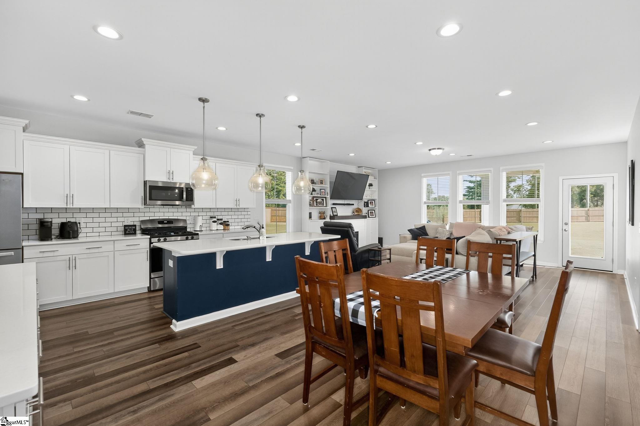 318 Starling Avenue Easley, SC 29642