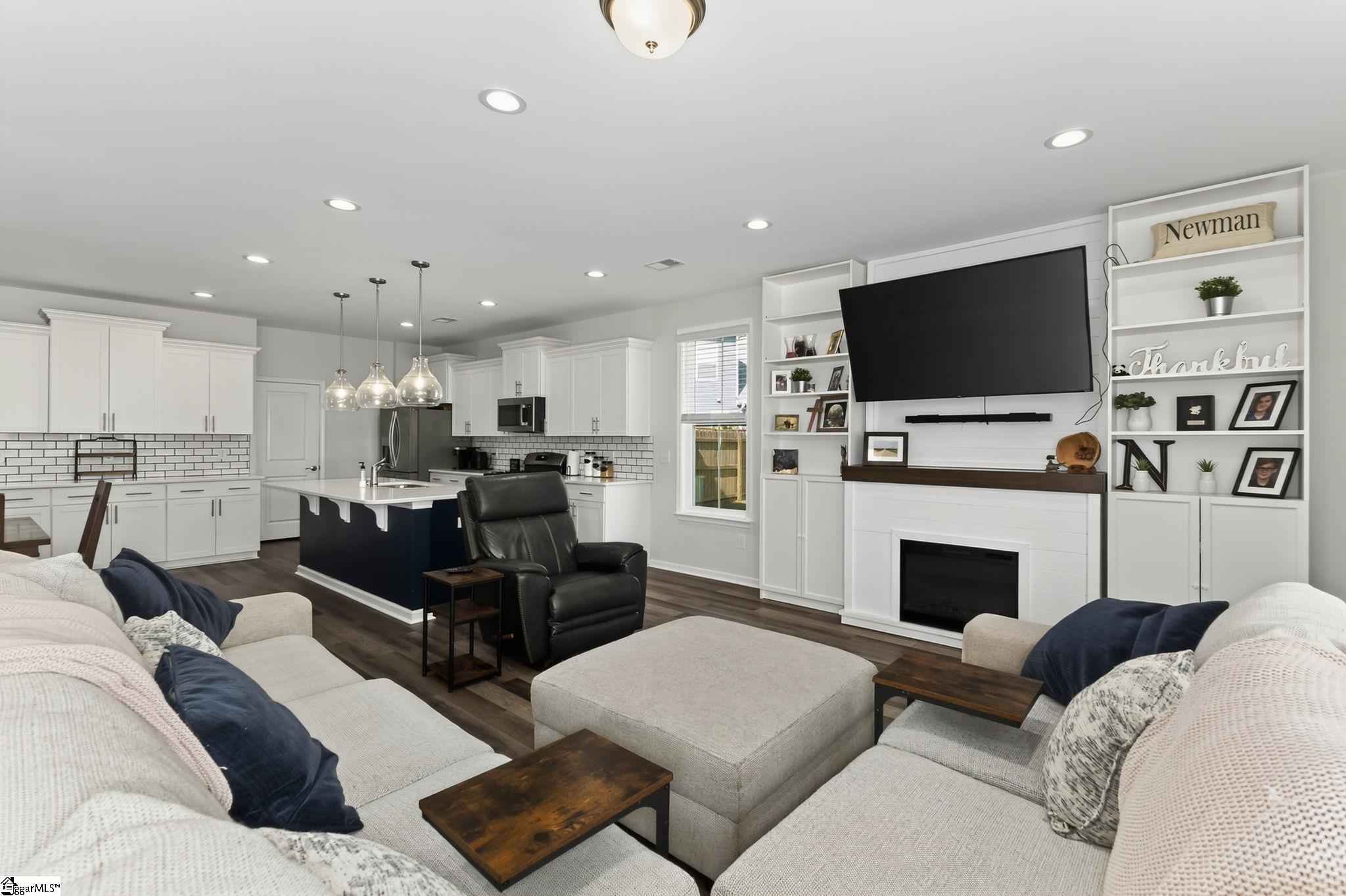318 Starling Avenue Easley, SC 29642