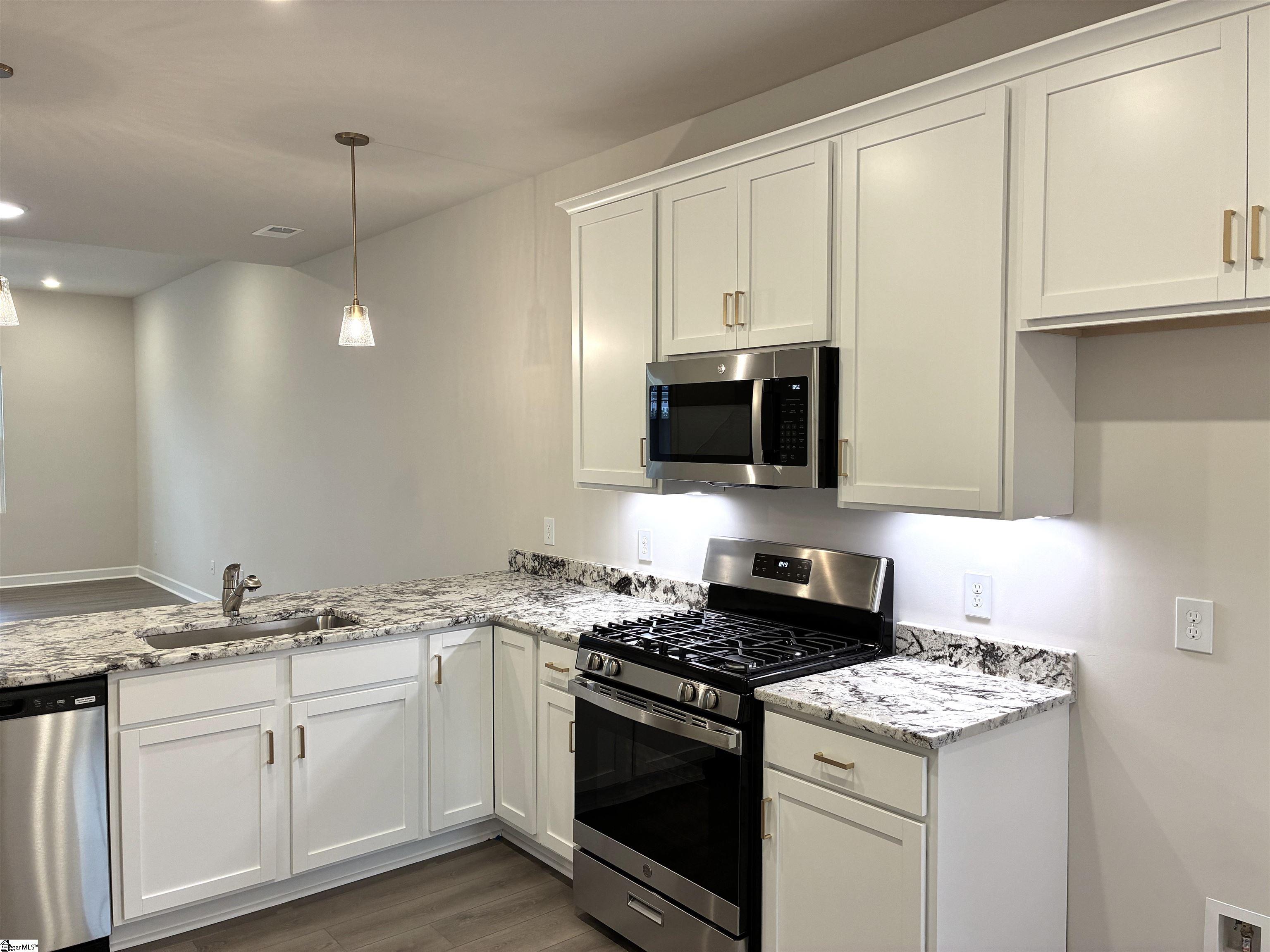 1513 Yellowwood Court Reidville, SC 29375