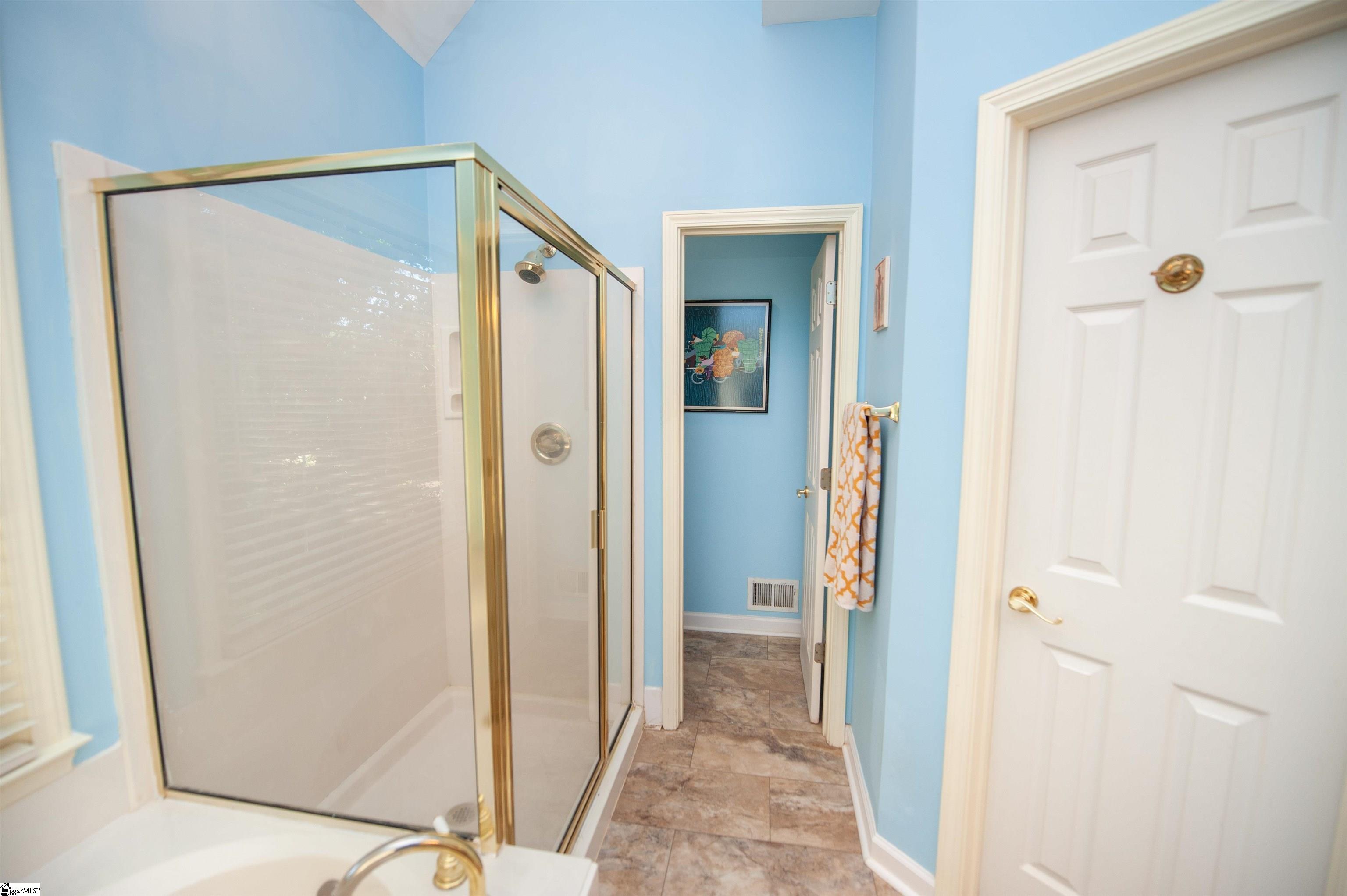 102 Gable Court Spartanburg, SC 29307