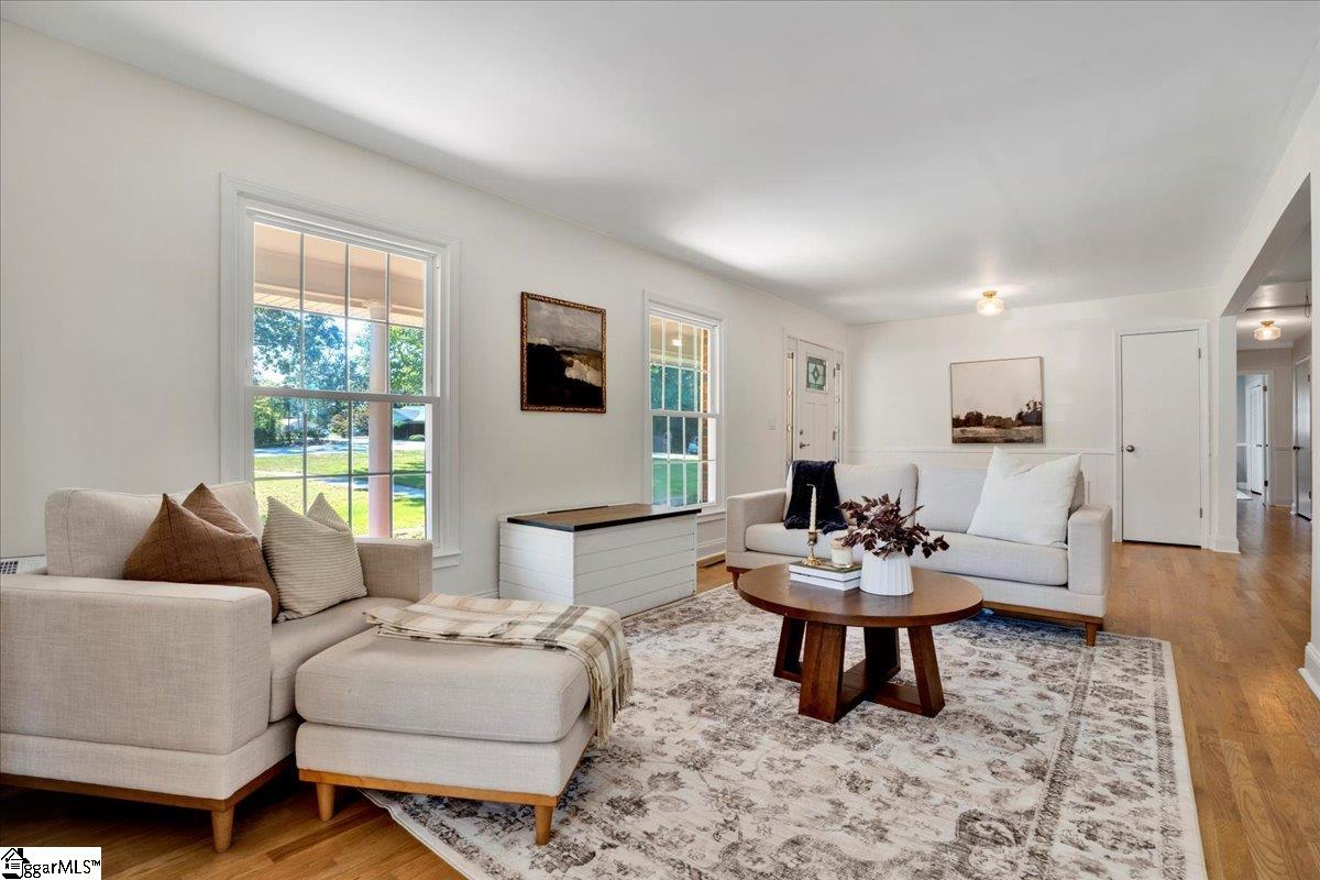 1 Vaille Drive Taylors, SC 29687