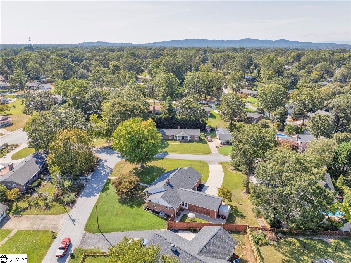 1 Vaille Drive Taylors, SC 29687