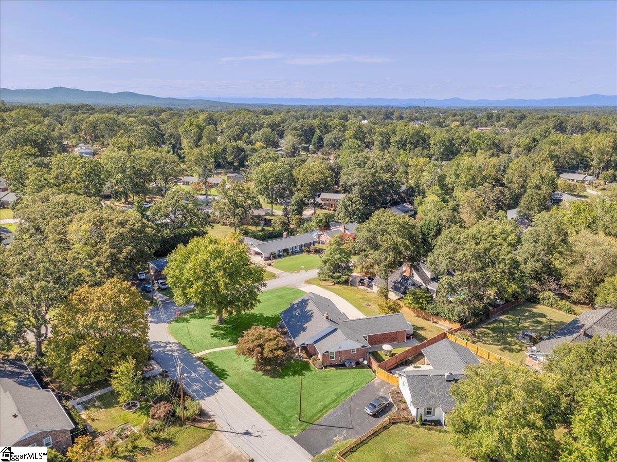 1 Vaille Drive Taylors, SC 29687