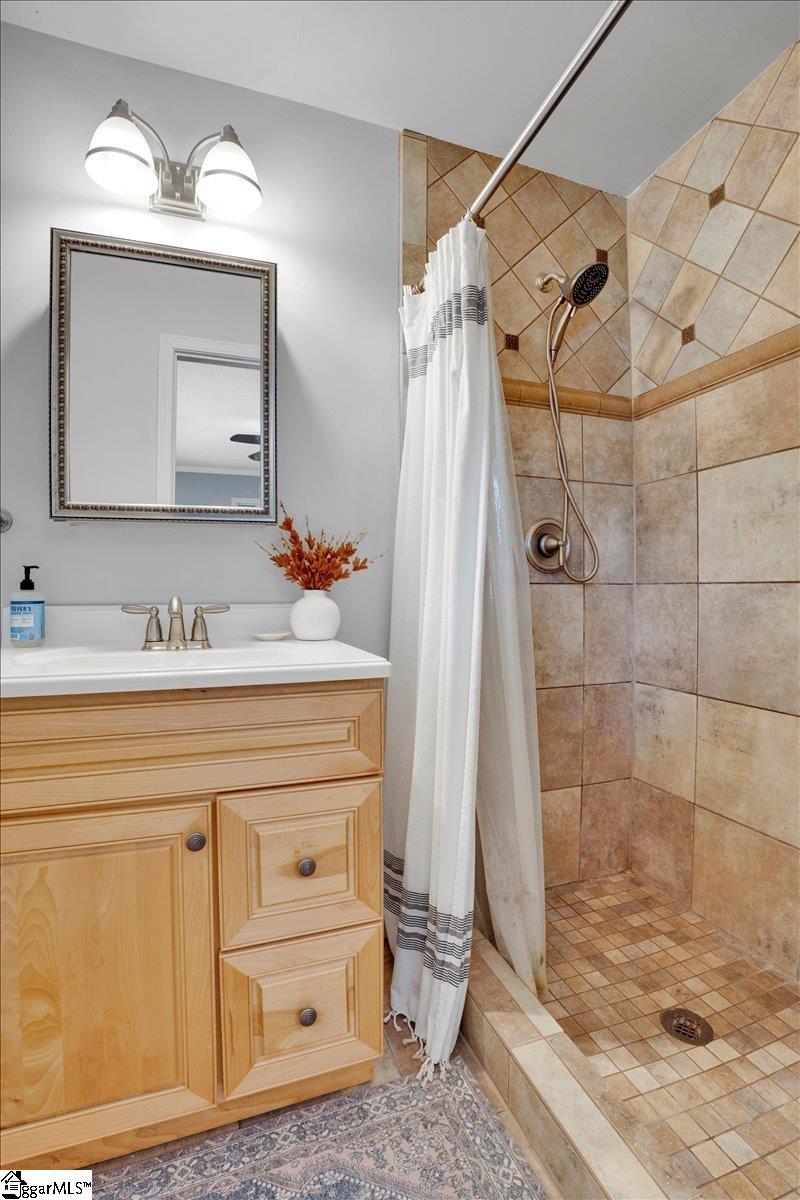 1 Vaille Drive Taylors, SC 29687