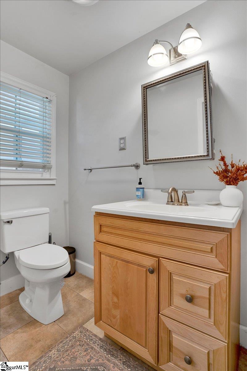 1 Vaille Drive Taylors, SC 29687