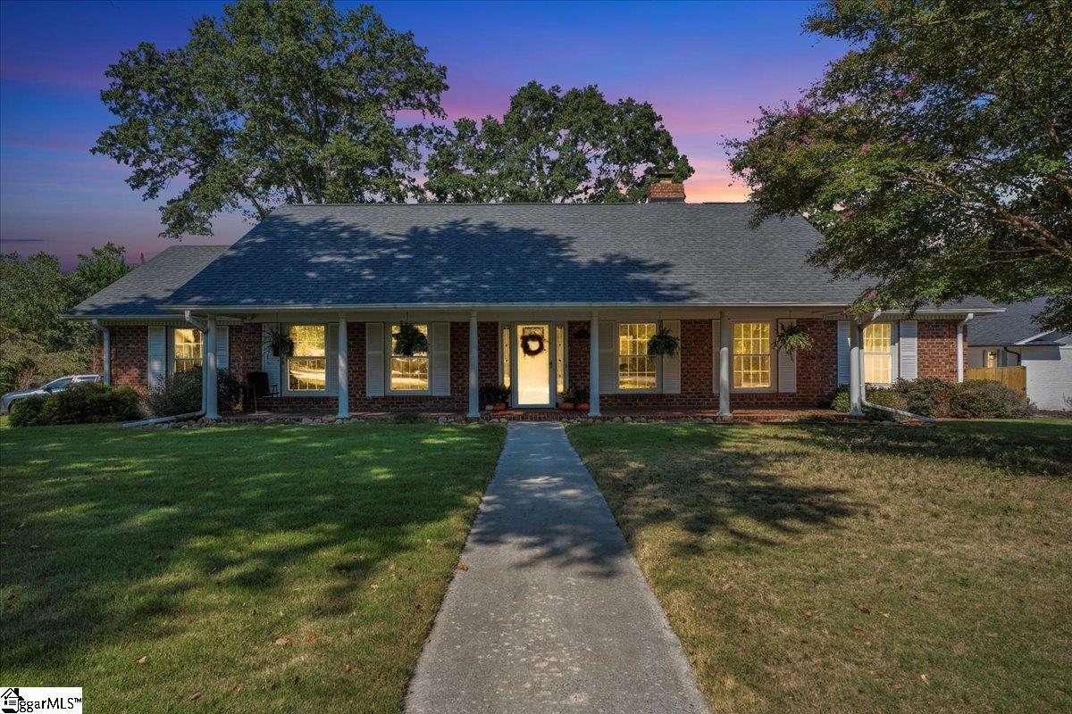 1 Vaille Drive Taylors, SC 29687