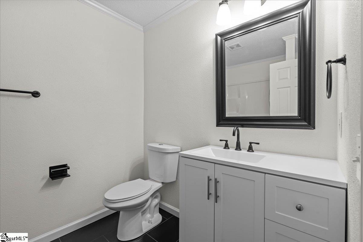 305 Woodfield Drive Easley, SC 29642
