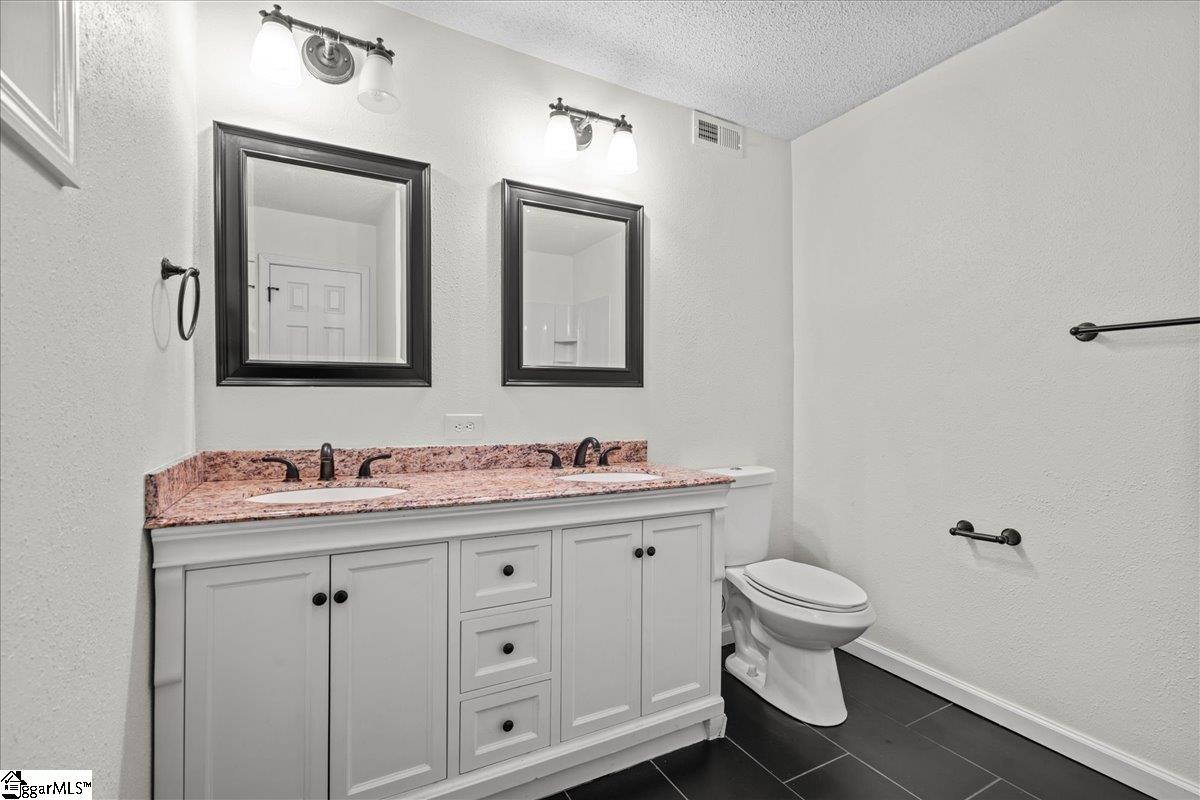 305 Woodfield Drive Easley, SC 29642