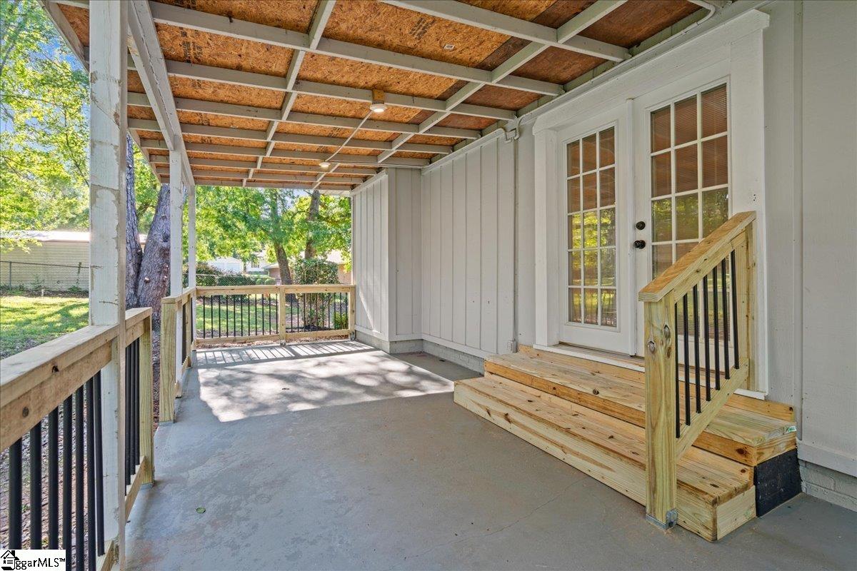 305 Woodfield Drive Easley, SC 29642