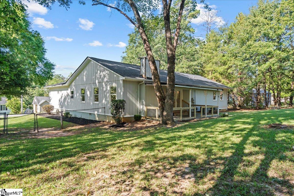 305 Woodfield Drive Easley, SC 29642