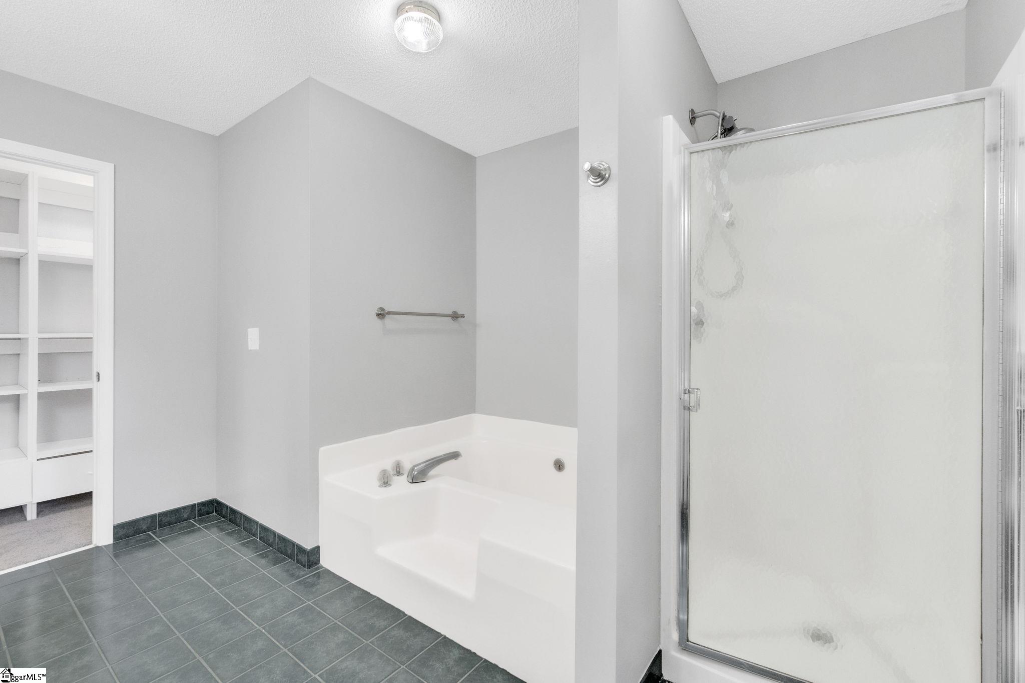 27 Chosen Court Greer, SC 29650