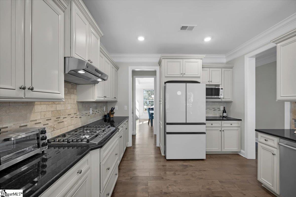 206 Sun Shower Way Simpsonville, SC 29681