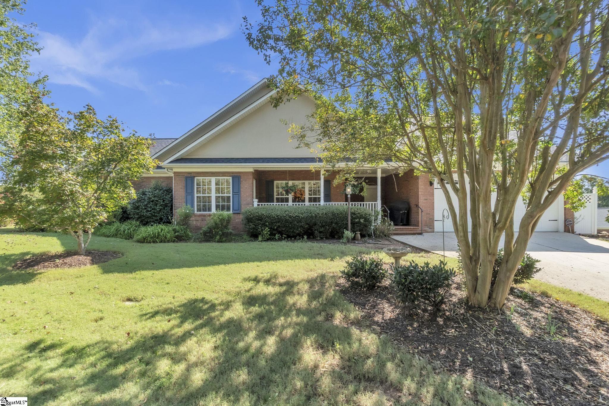 106 Roberts Meadow Loop Spartanburg, SC 29307