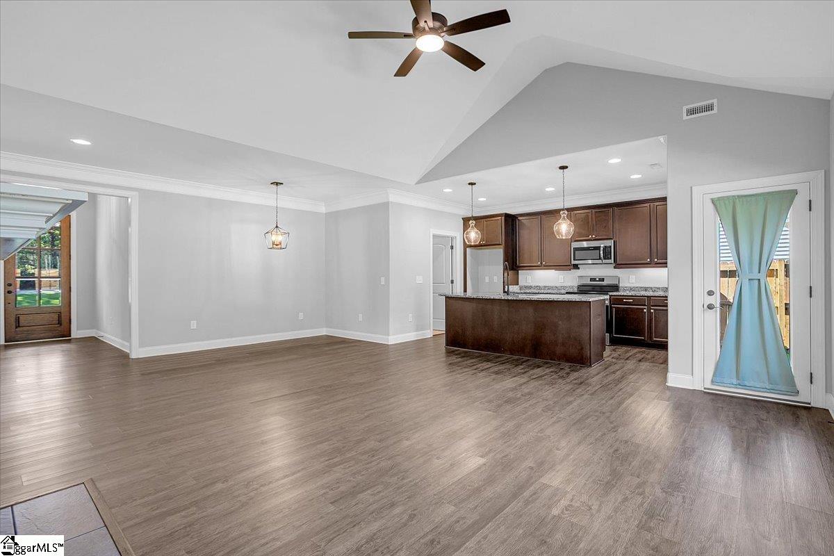 309 Palmetto Road Pelzer, SC 29669