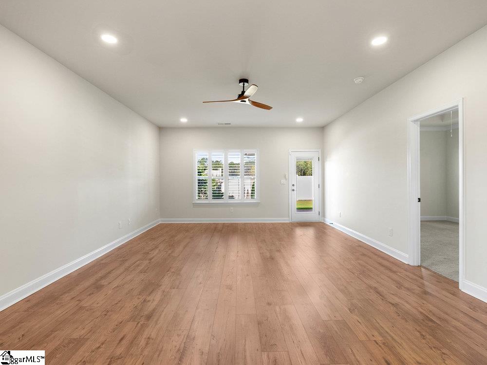 48 Woodcross Drive Simpsonville, SC 29681