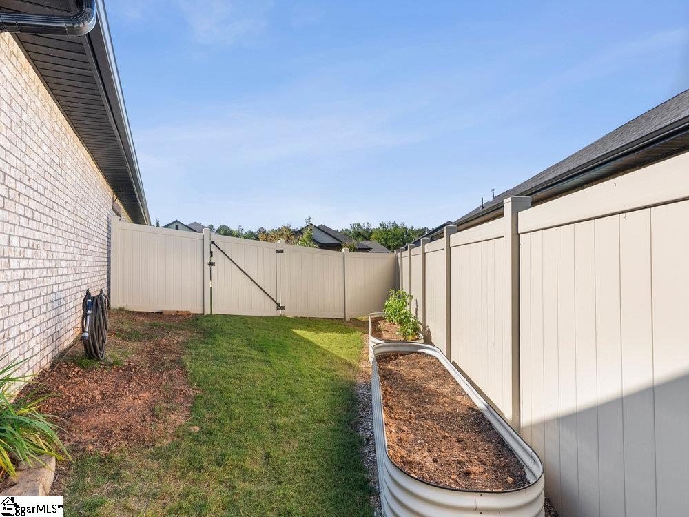 48 Woodcross Drive Simpsonville, SC 29681