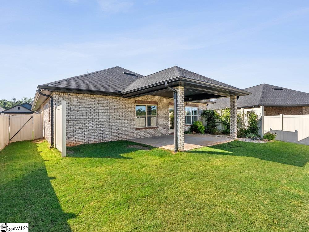 48 Woodcross Drive Simpsonville, SC 29681