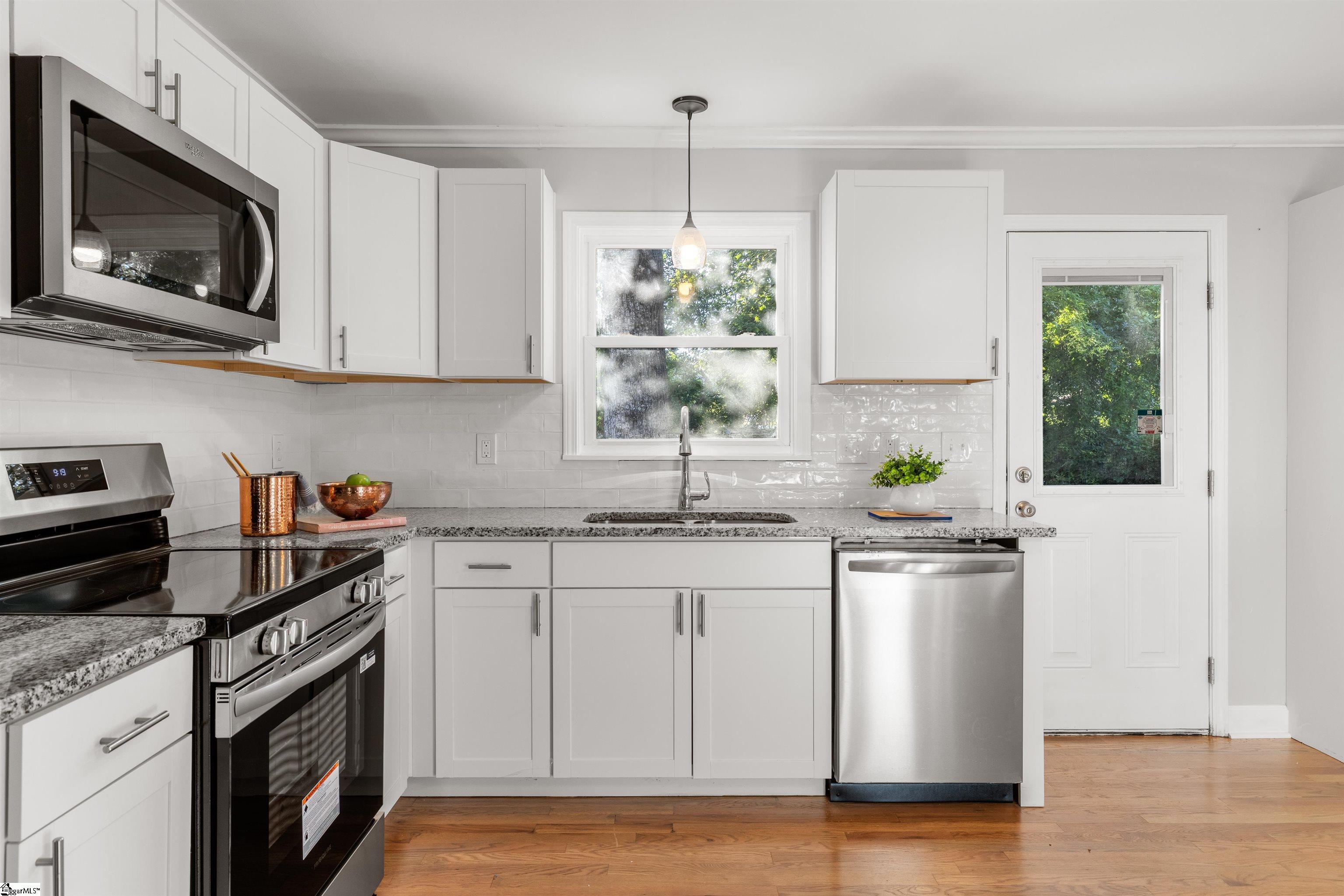 127 Waddell Road Greenville, SC 29609