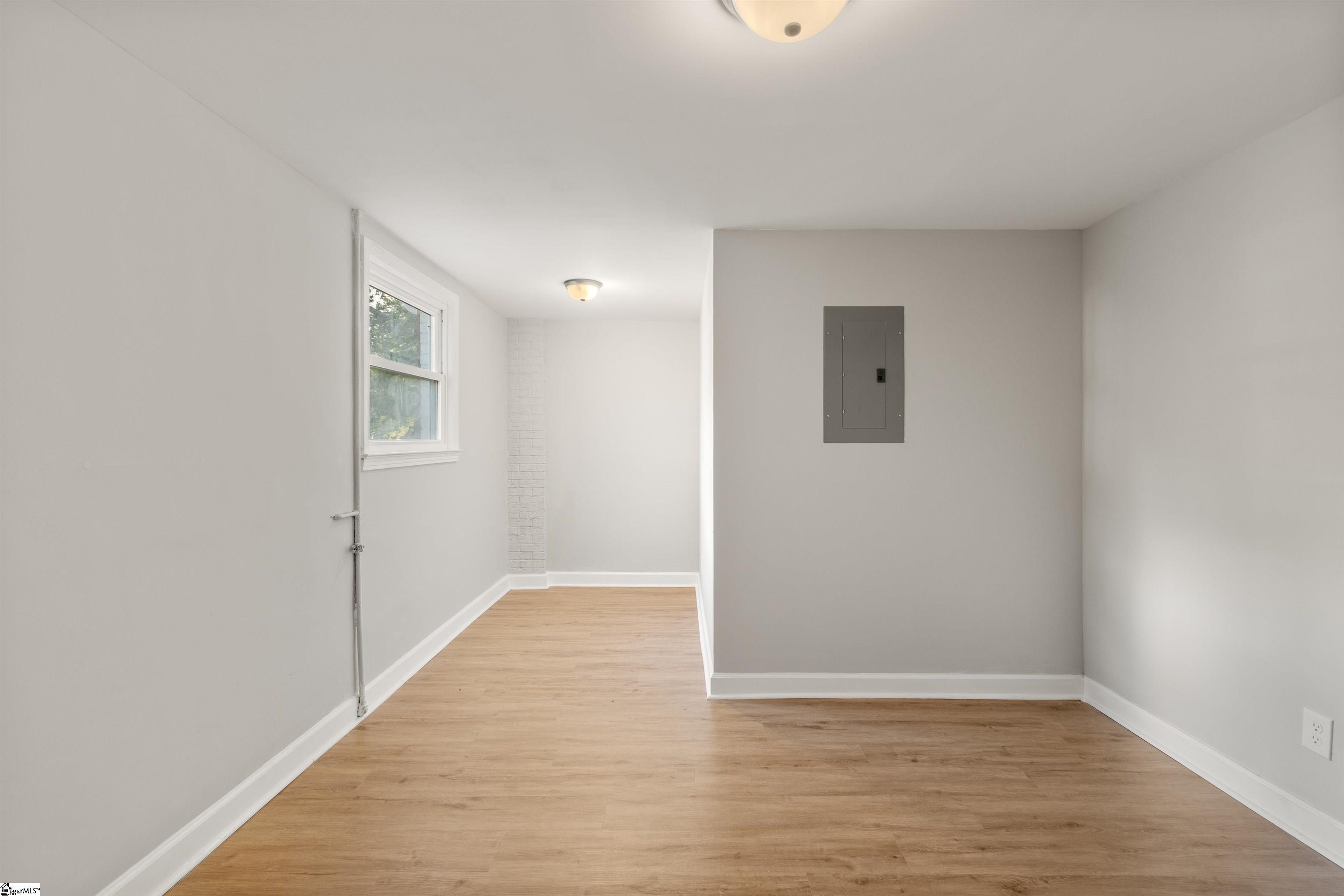 127 Waddell Road Greenville, SC 29609