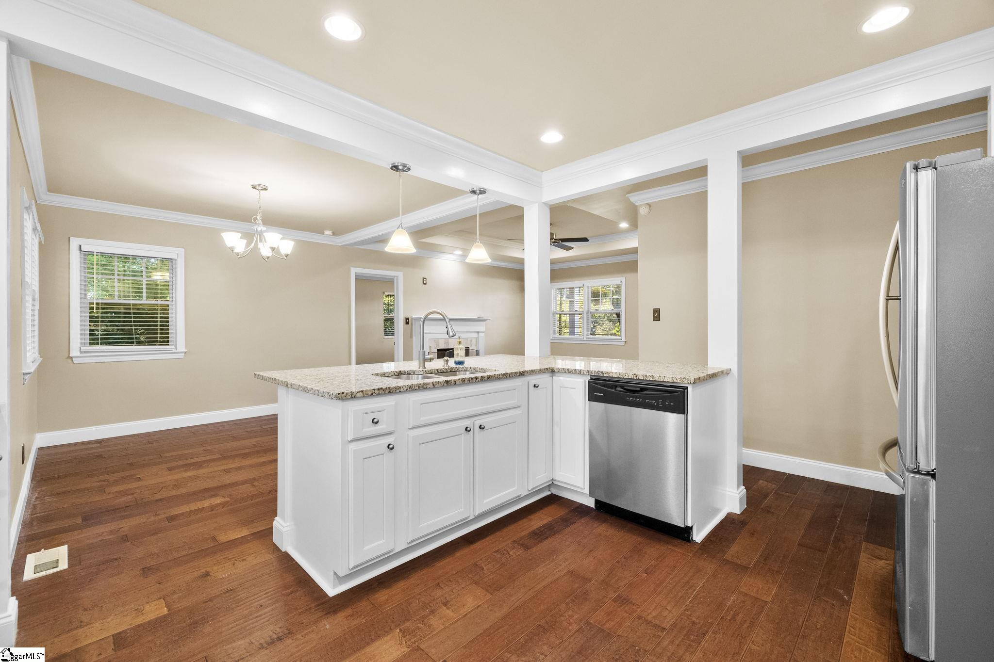 103 Midland Street Greenville, SC 29607