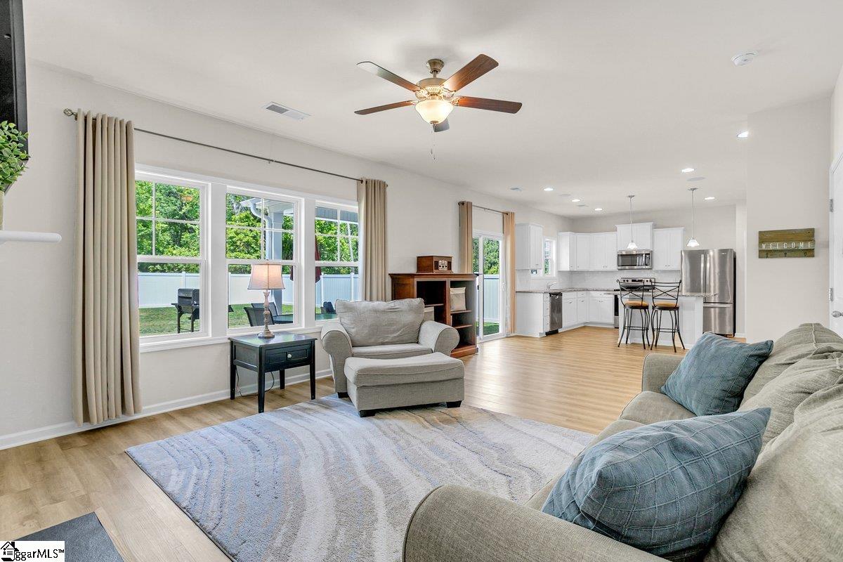 139 Strongridge Trail Simpsonville, SC 29681
