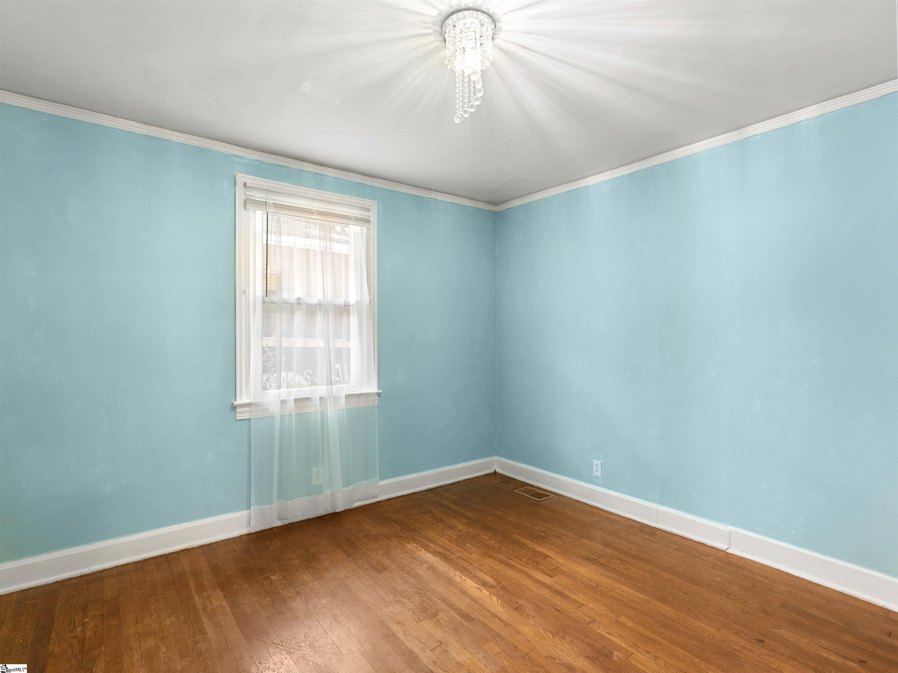 800 E Lee Road Taylors, SC 29687