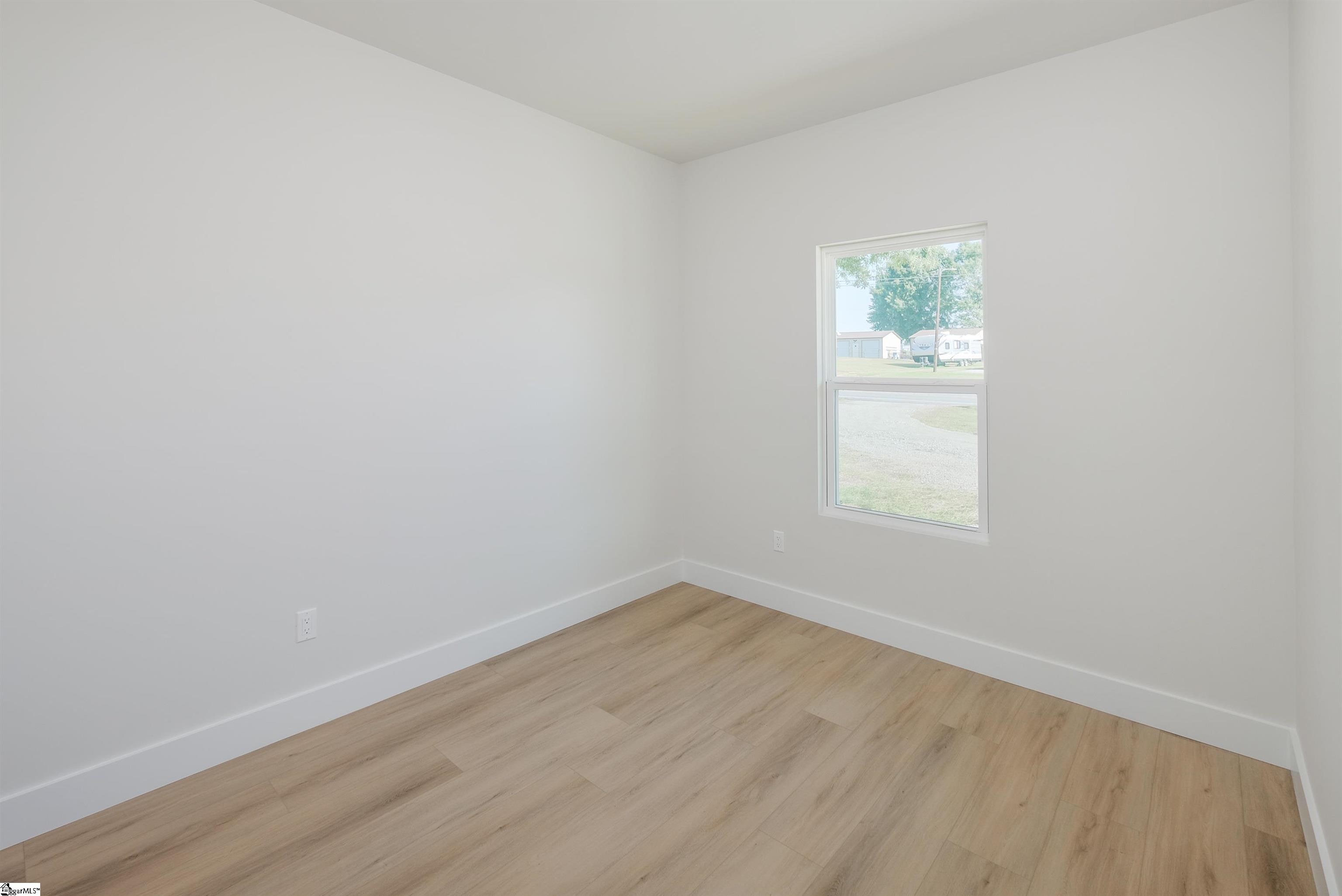 110 Simmons Road Woodruff, SC 29388