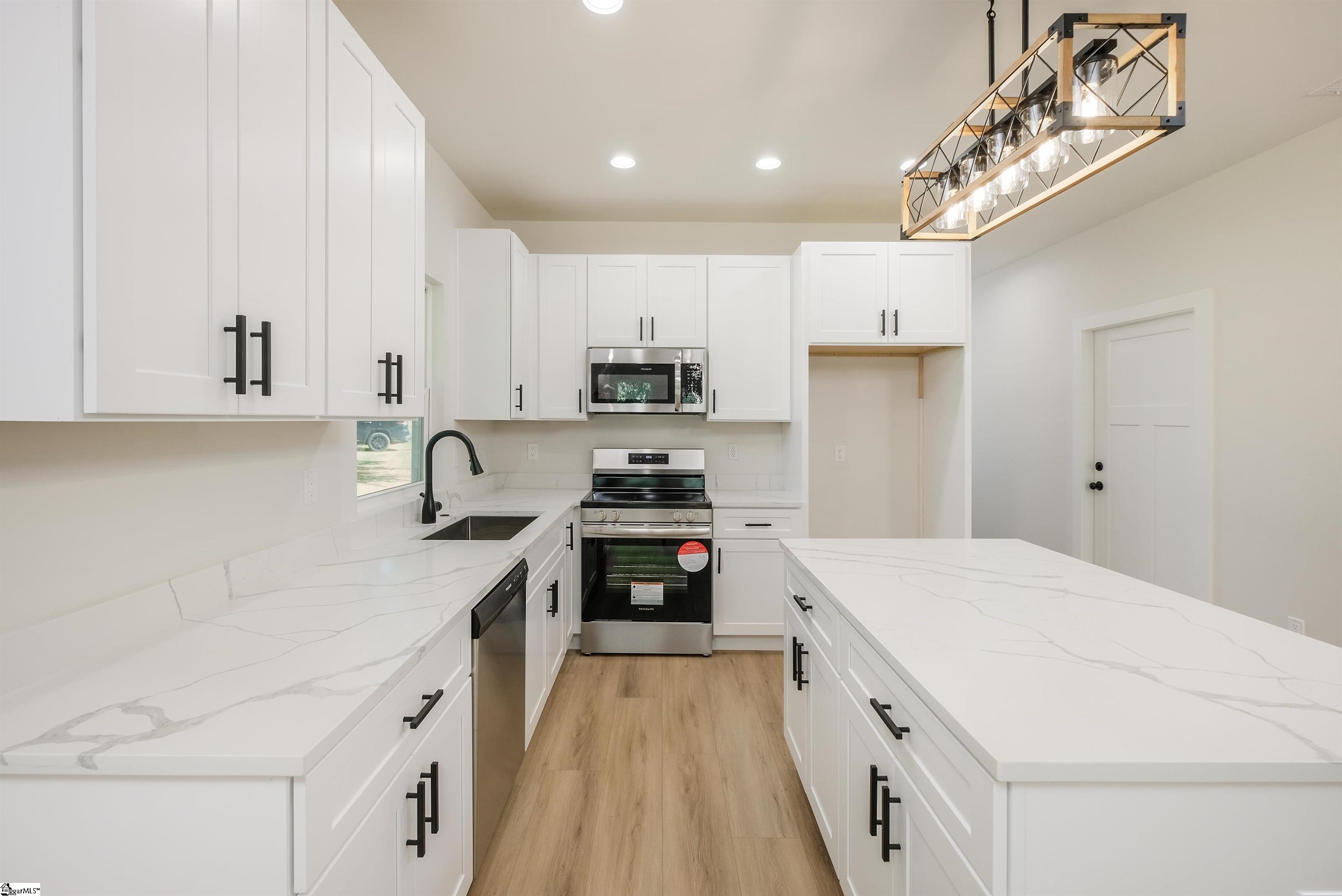 110 Simmons Road Woodruff, SC 29388