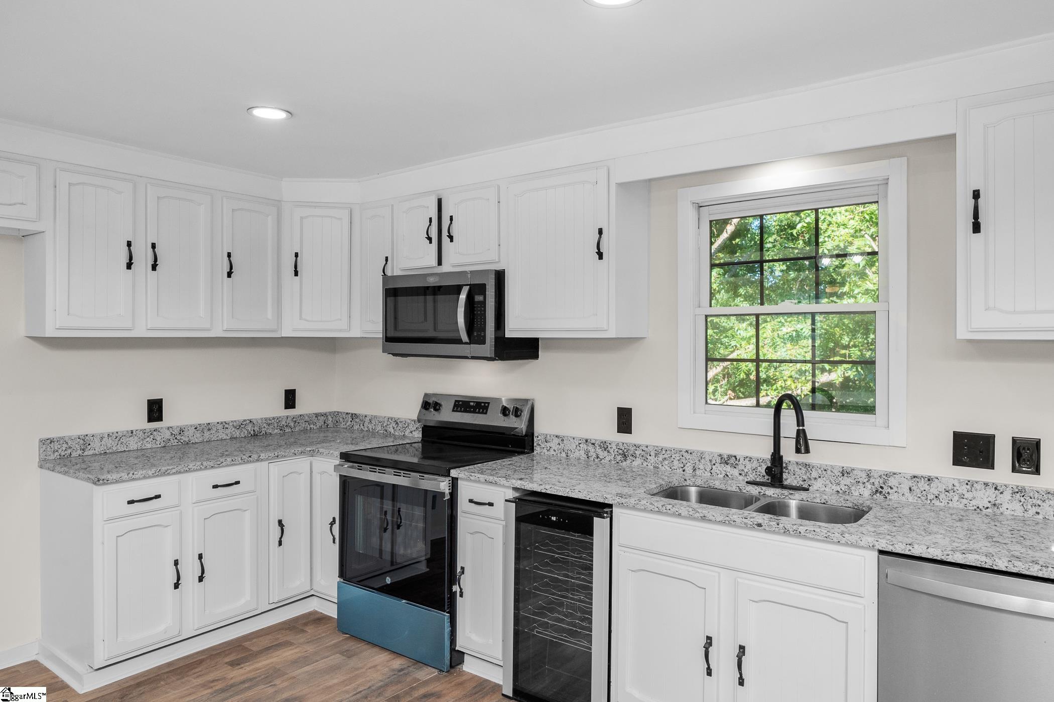 141 Agnes Drive Duncan, SC 29334
