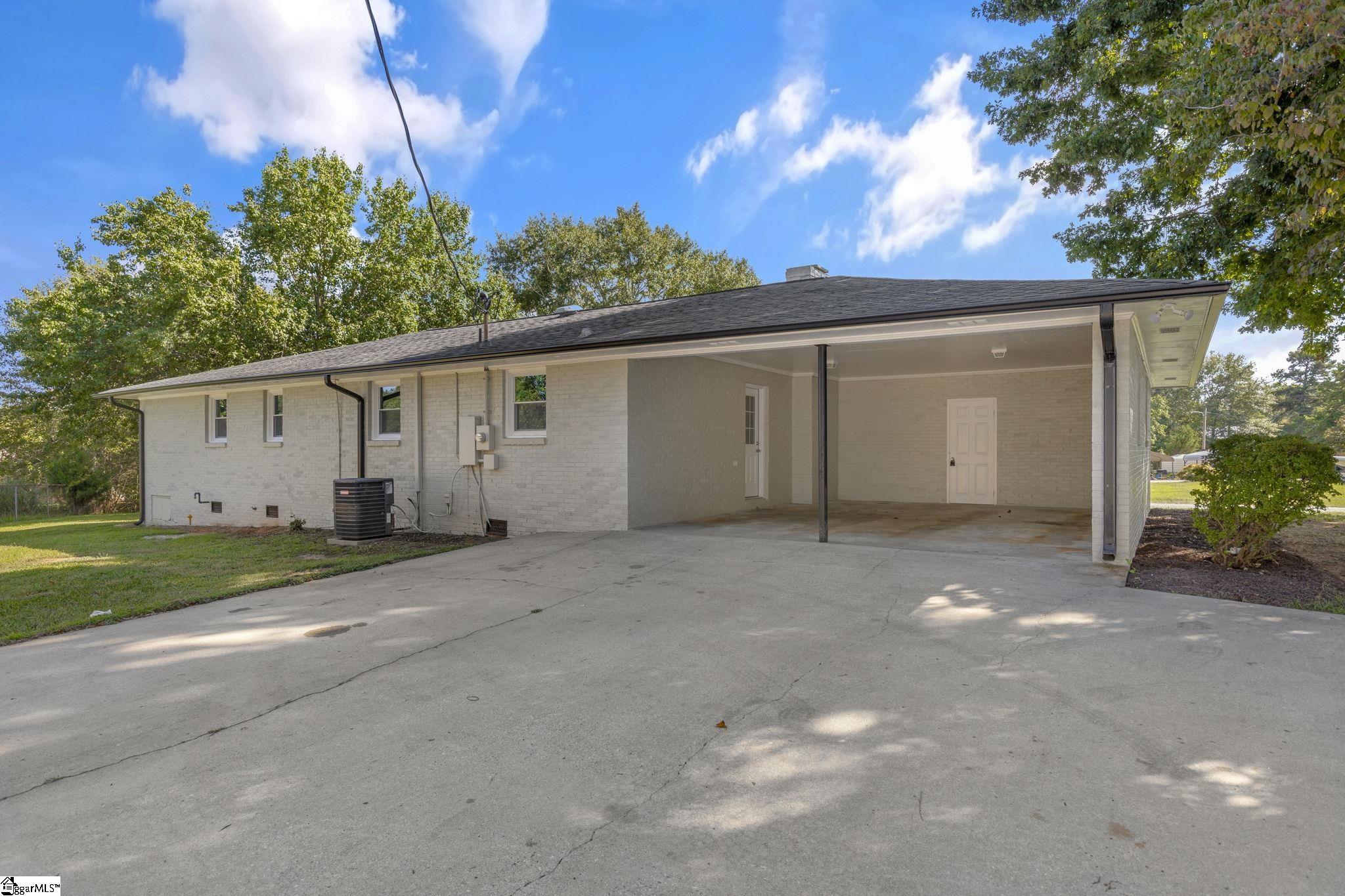 102 Pamela Drive Williamston, SC 29697