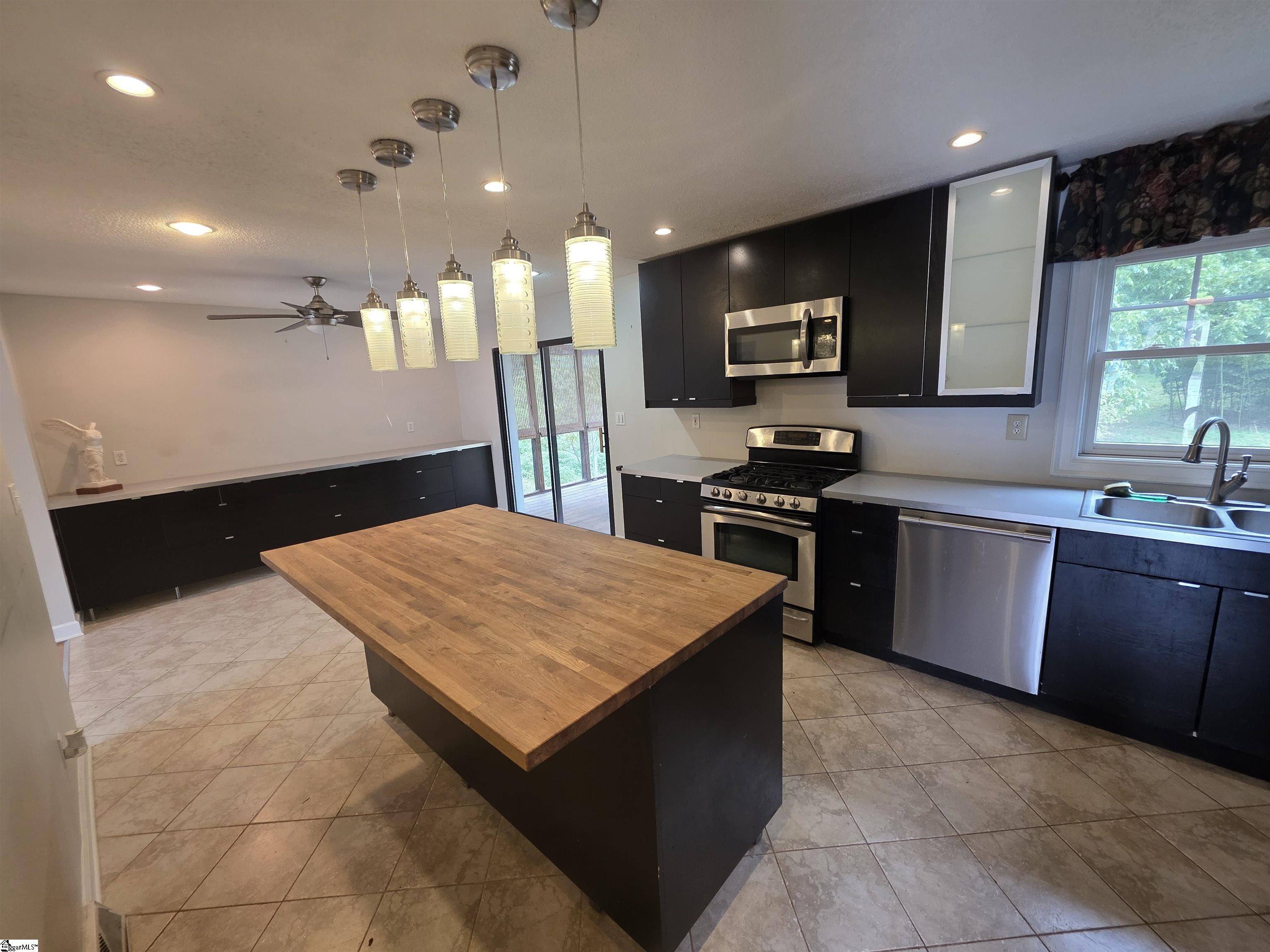 5023 Raintree Lane Greenville, SC 29615