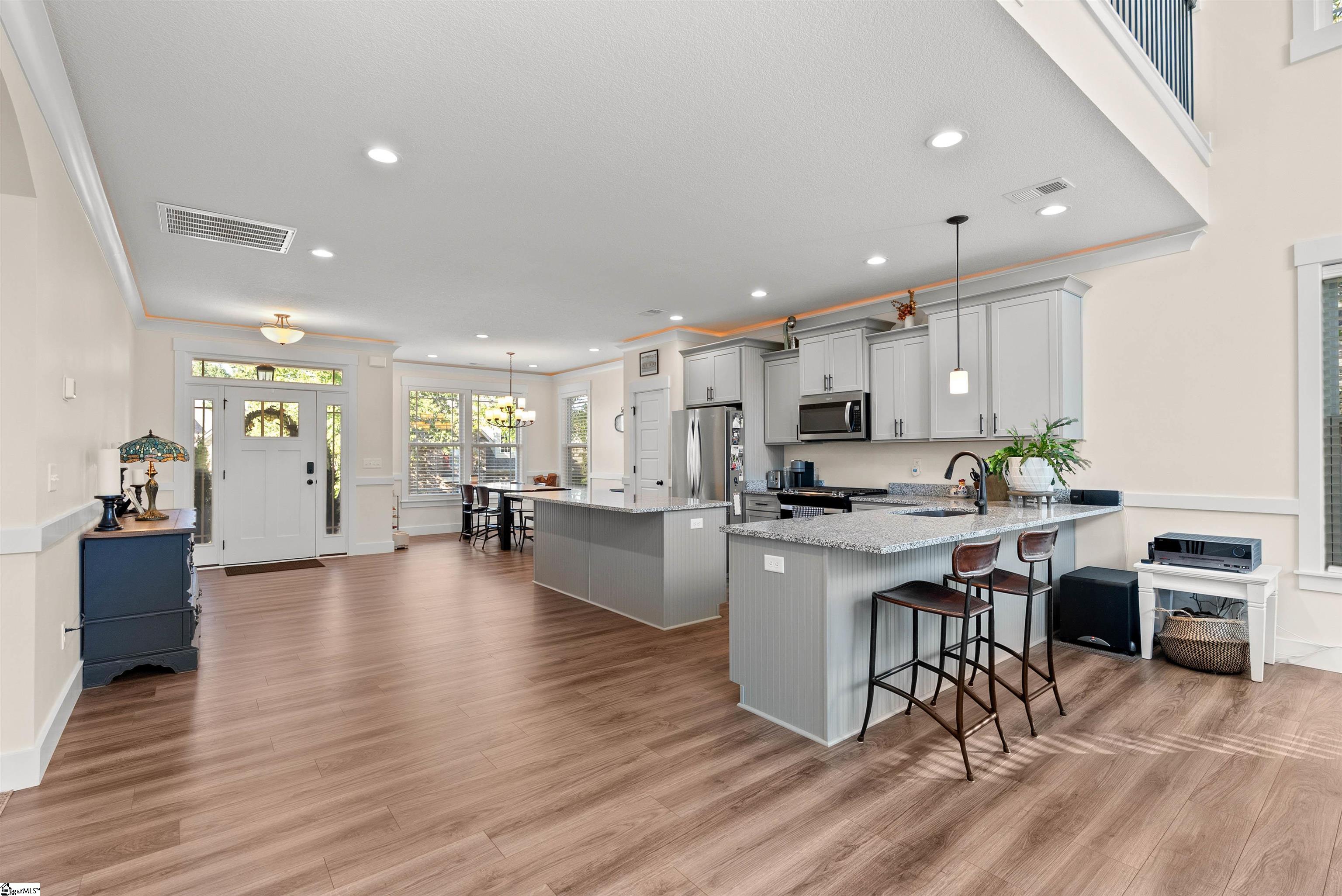 2 Double Crest Drive Taylors, SC 29687