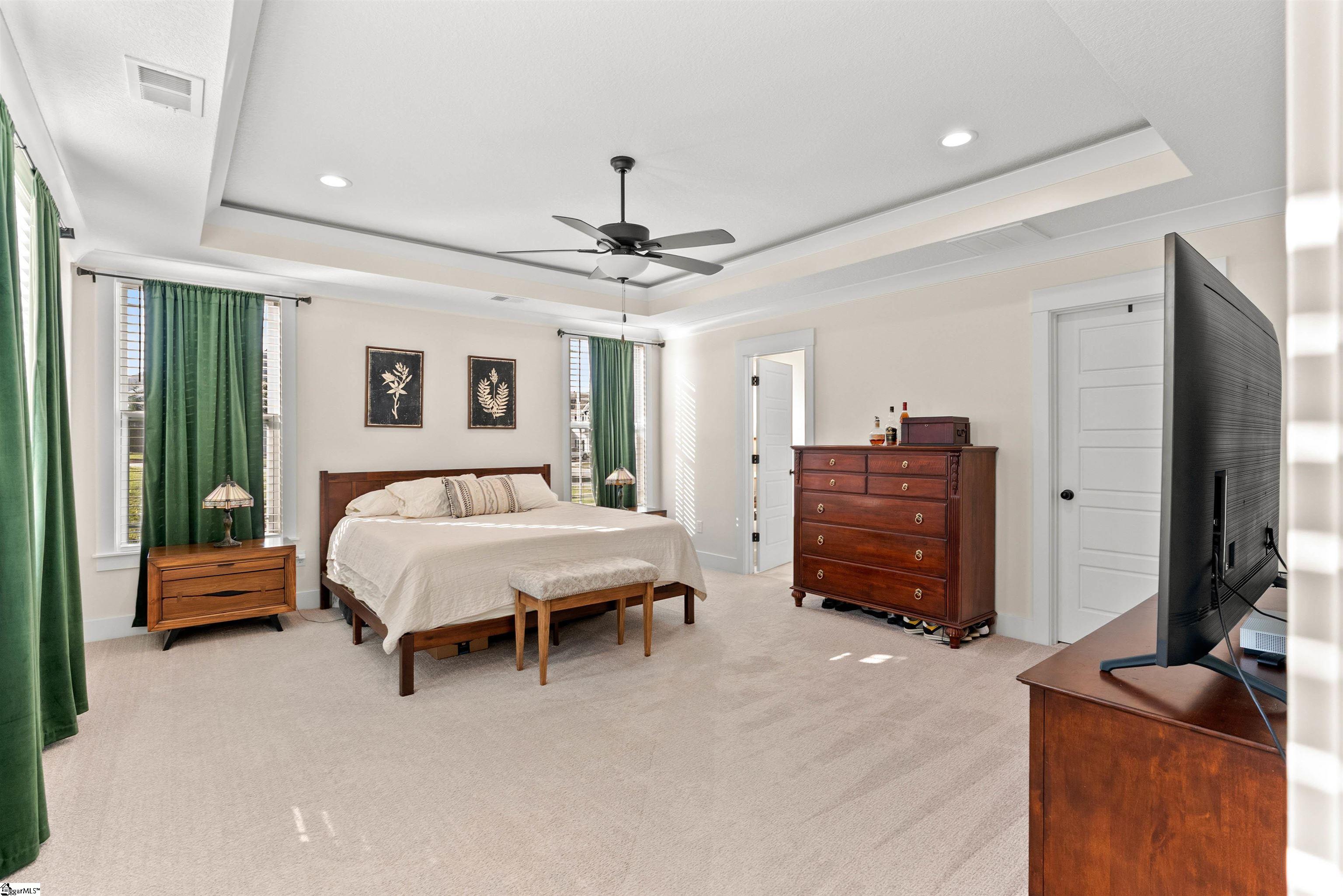 2 Double Crest Drive Taylors, SC 29687