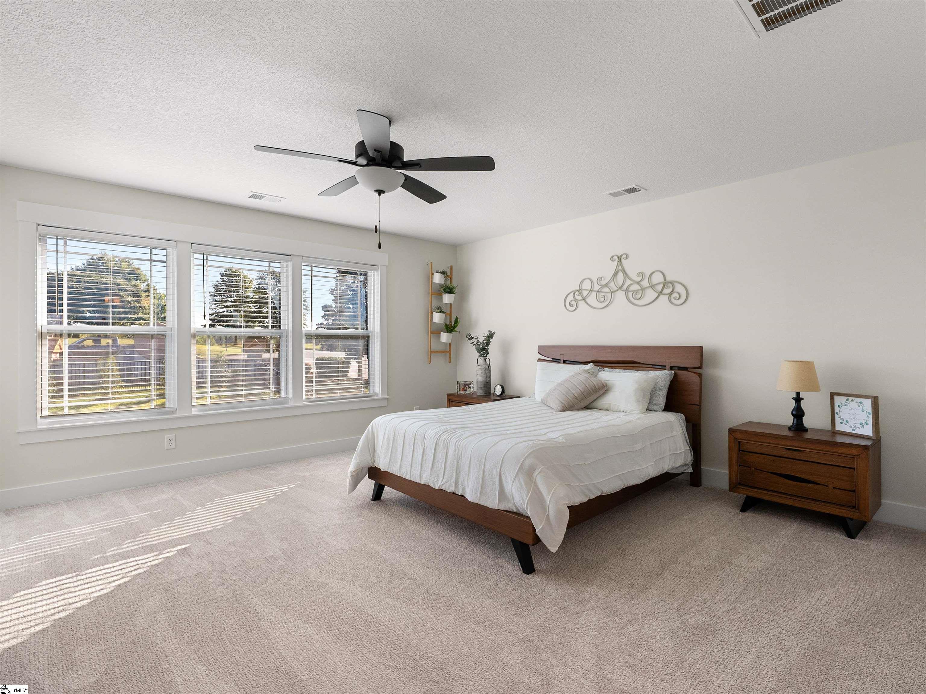 2 Double Crest Drive Taylors, SC 29687