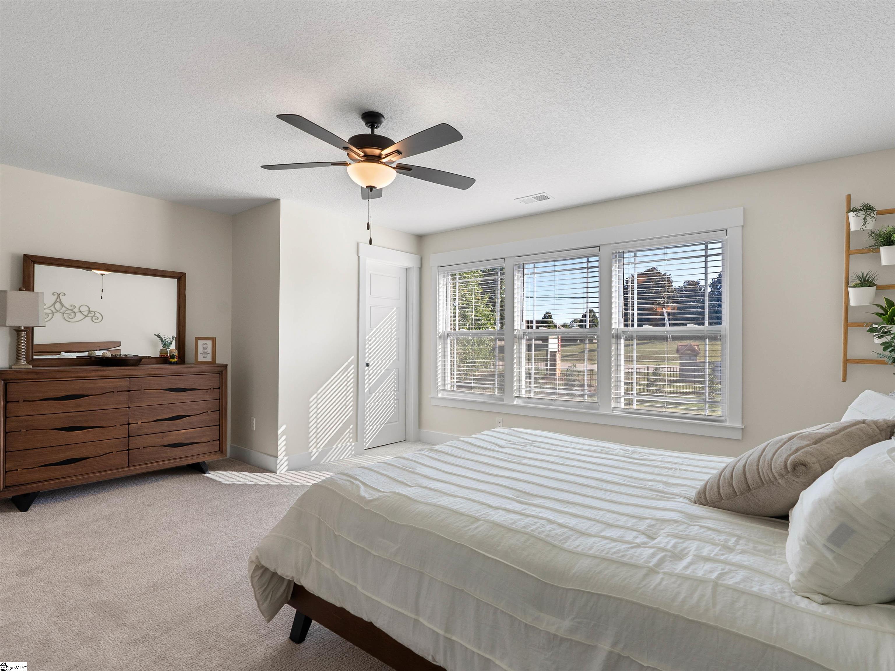 2 Double Crest Drive Taylors, SC 29687